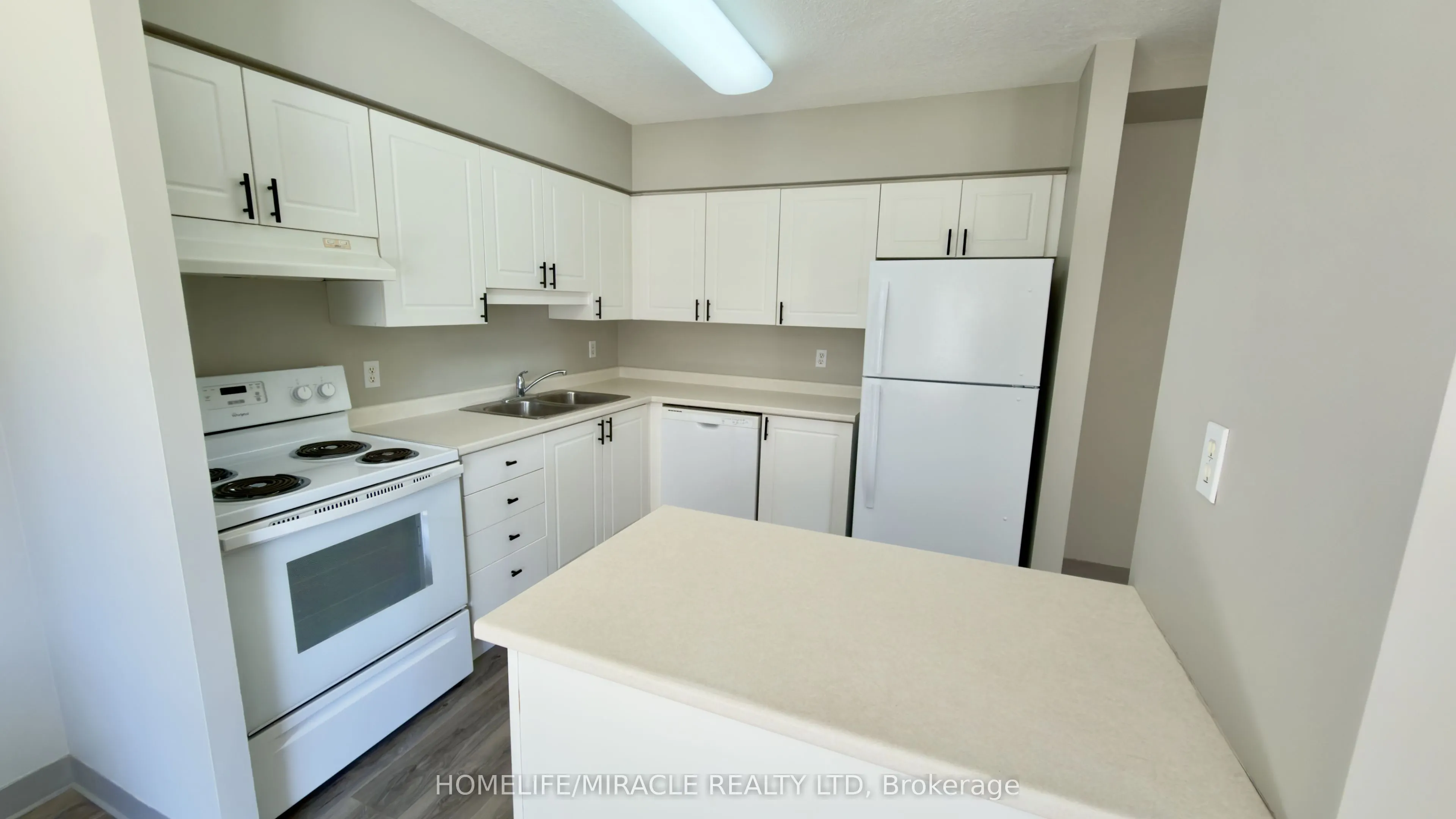 237 Auburn Drive #304