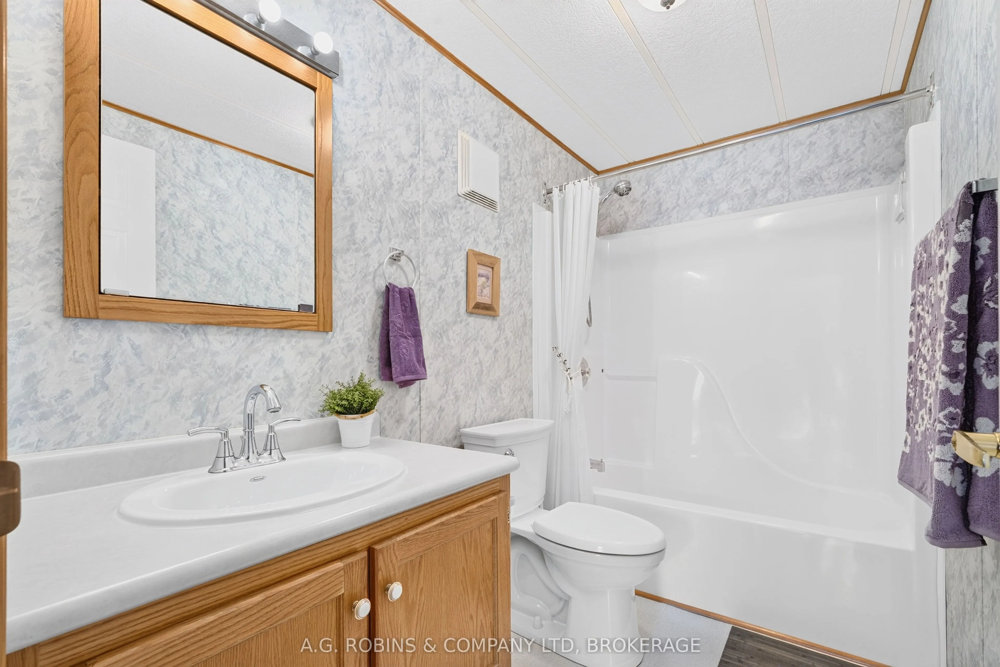 3033 Townline Road #84