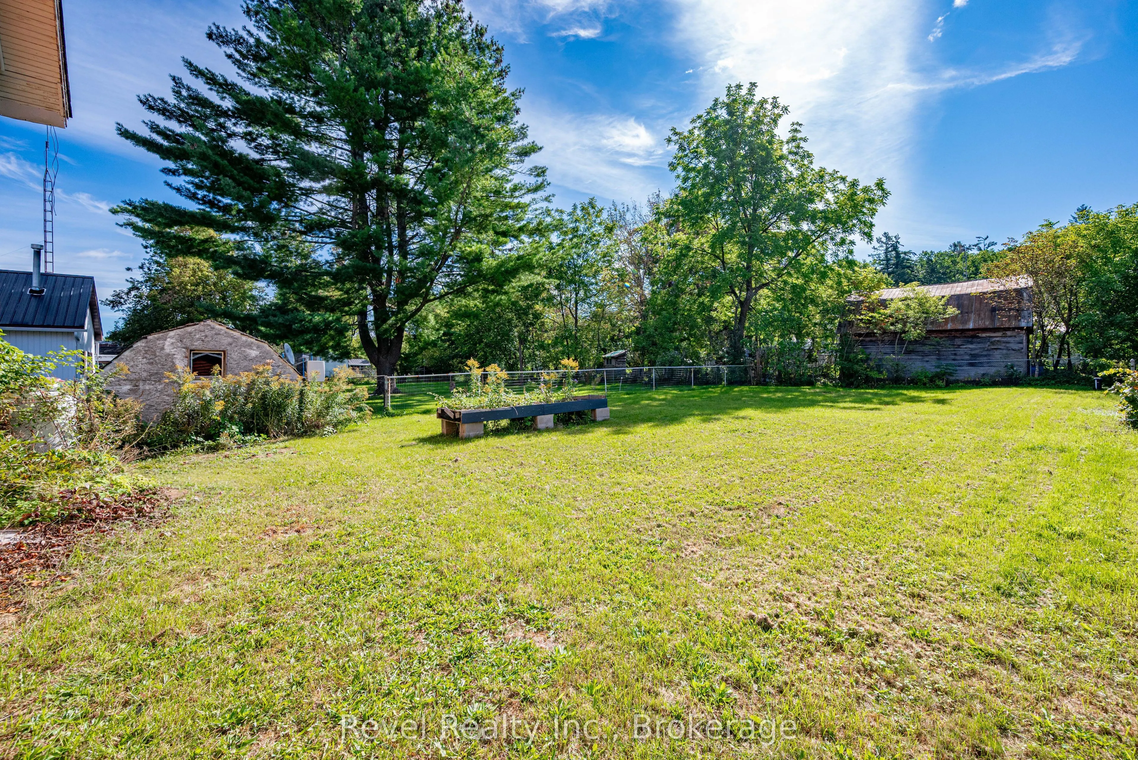 1014 Portage Road
