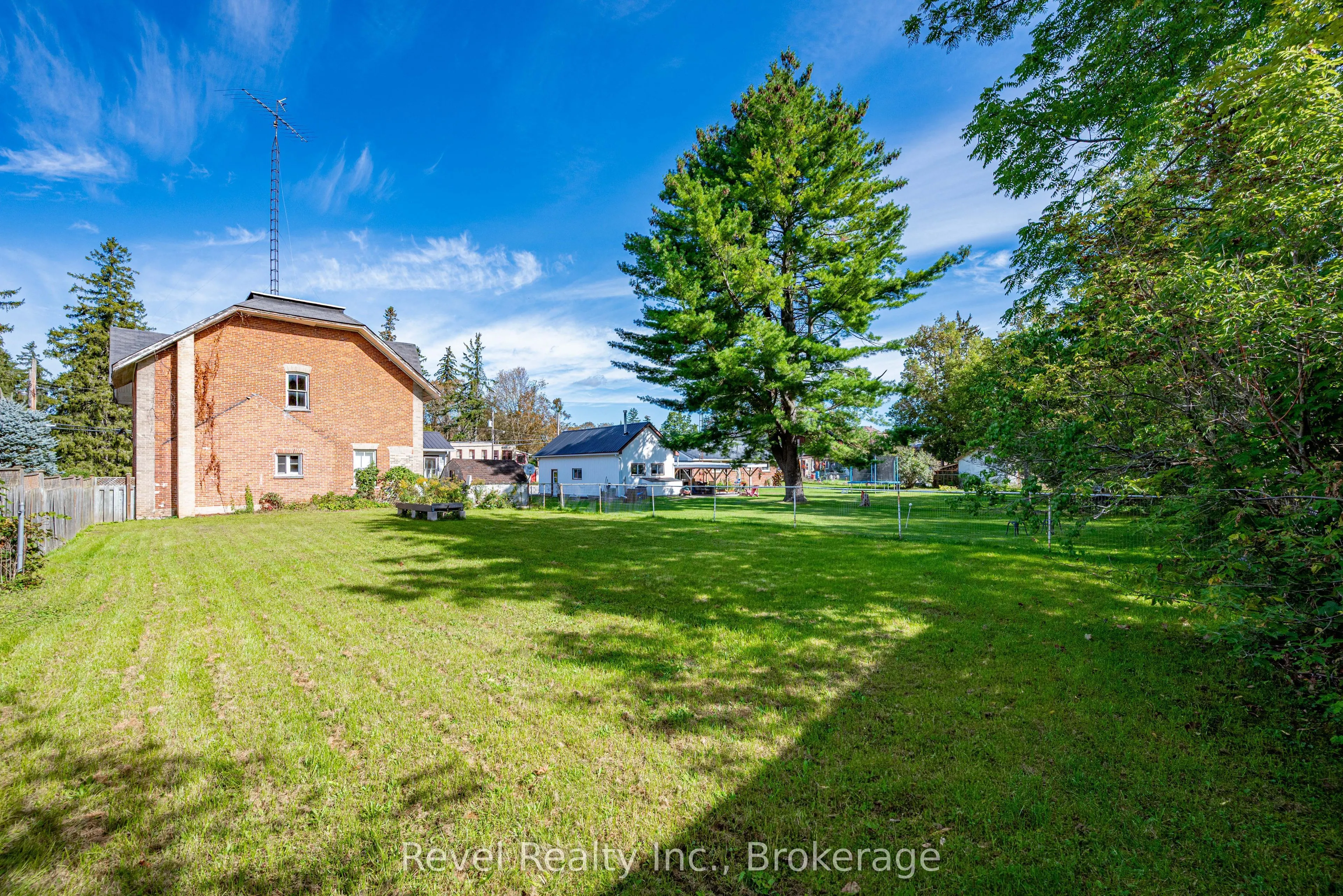 1014 Portage Road