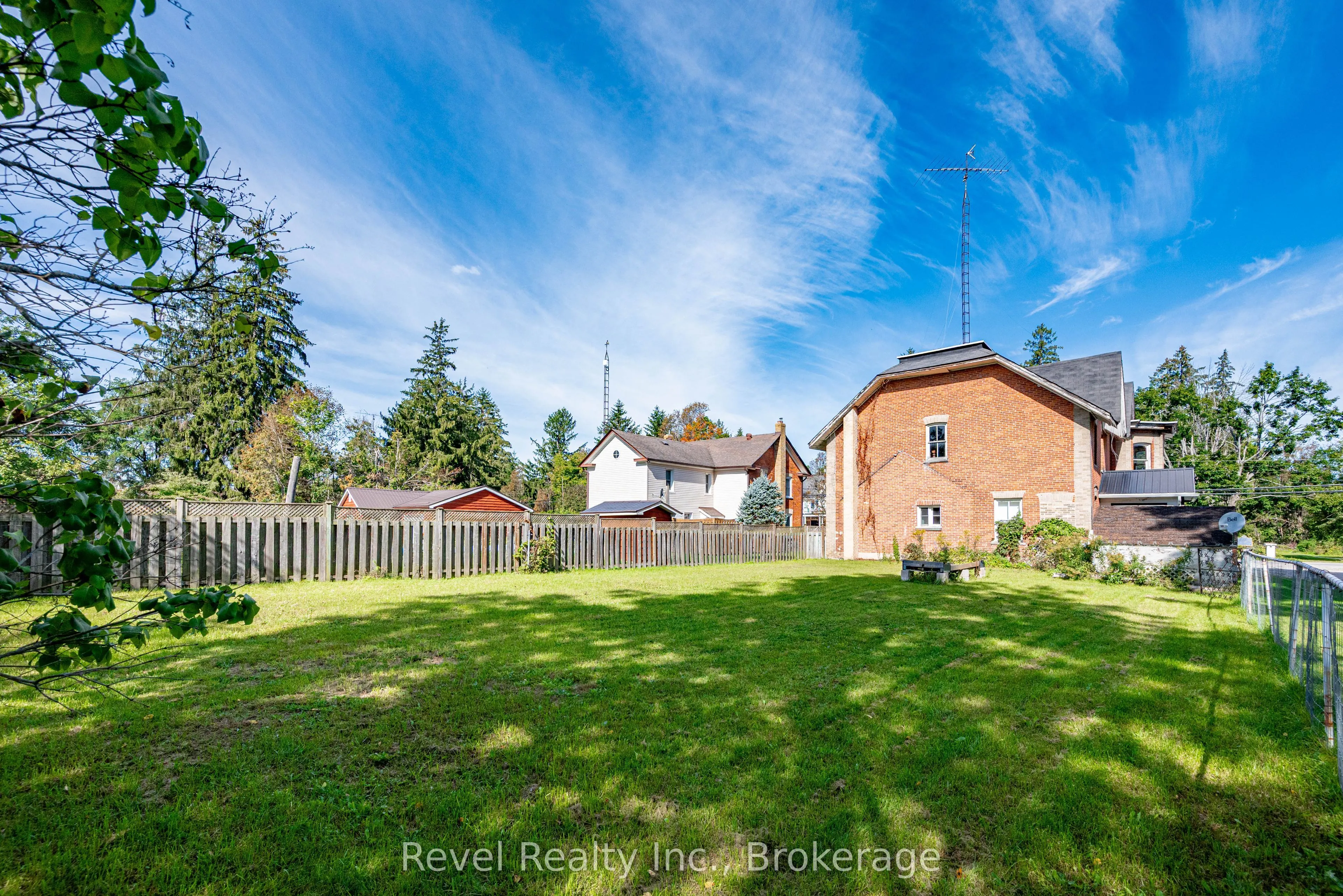 1014 Portage Road