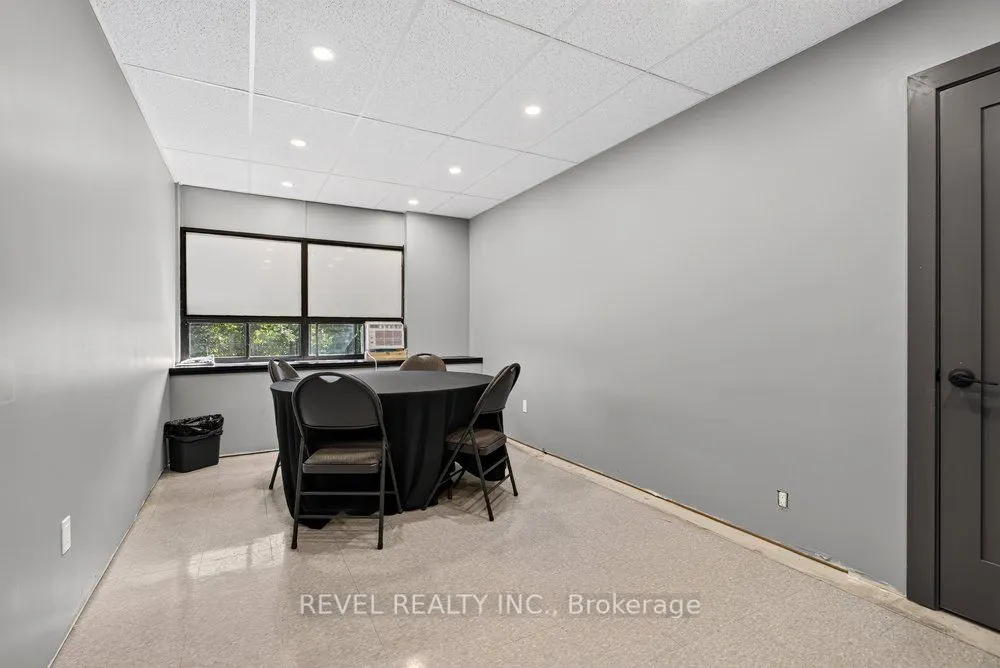 45 Randall Avenue