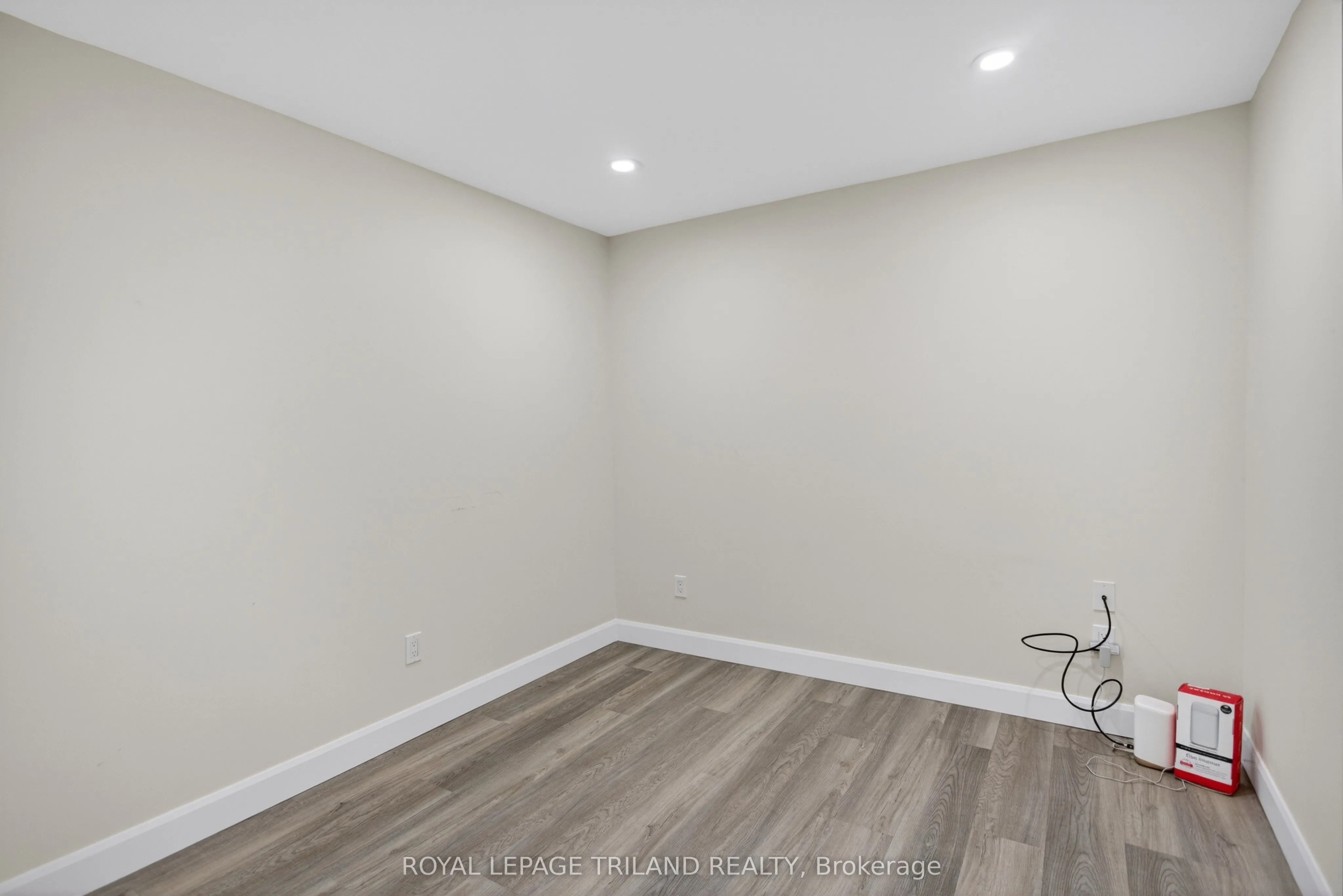 48 Cottonwood Drive