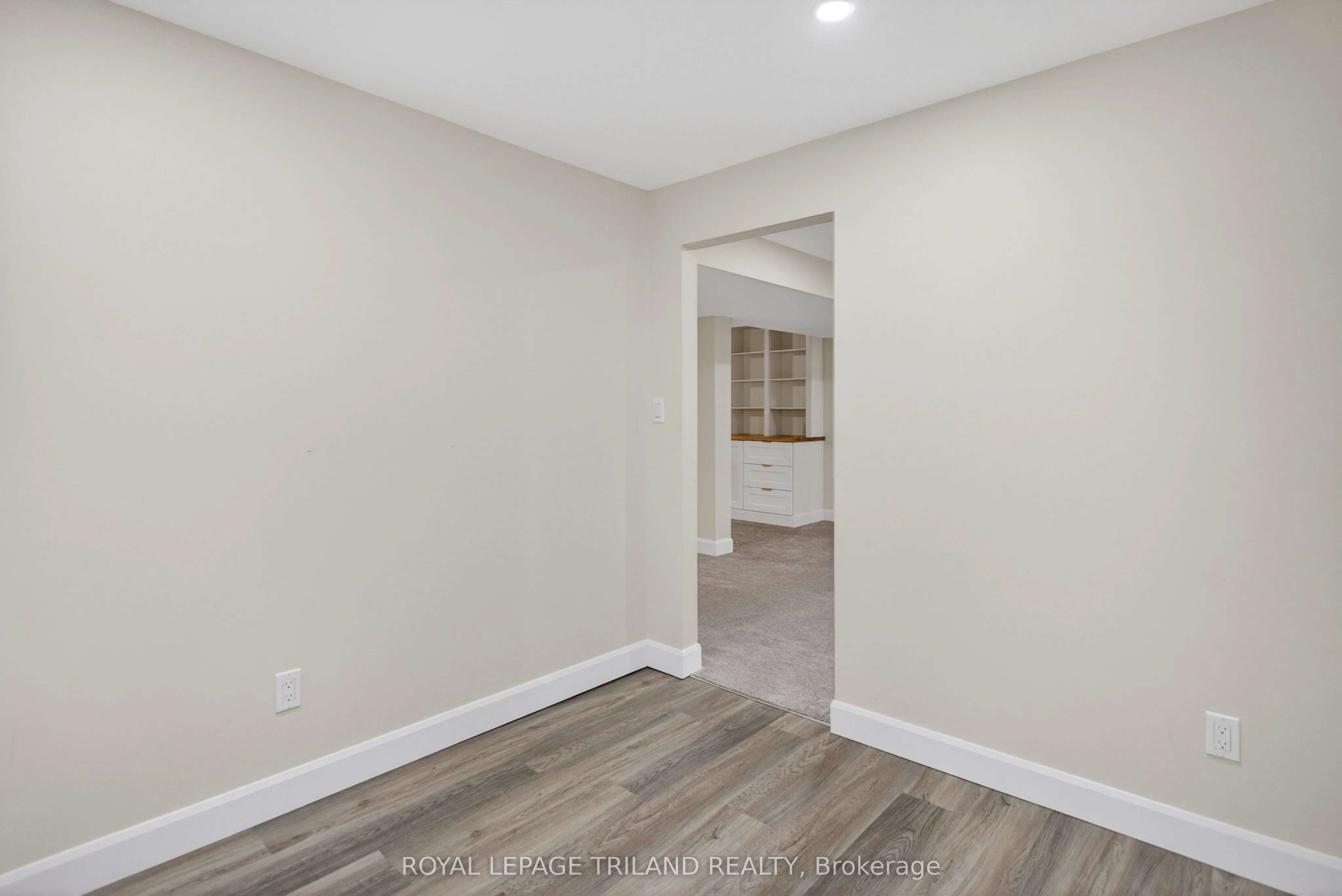 48 Cottonwood Drive