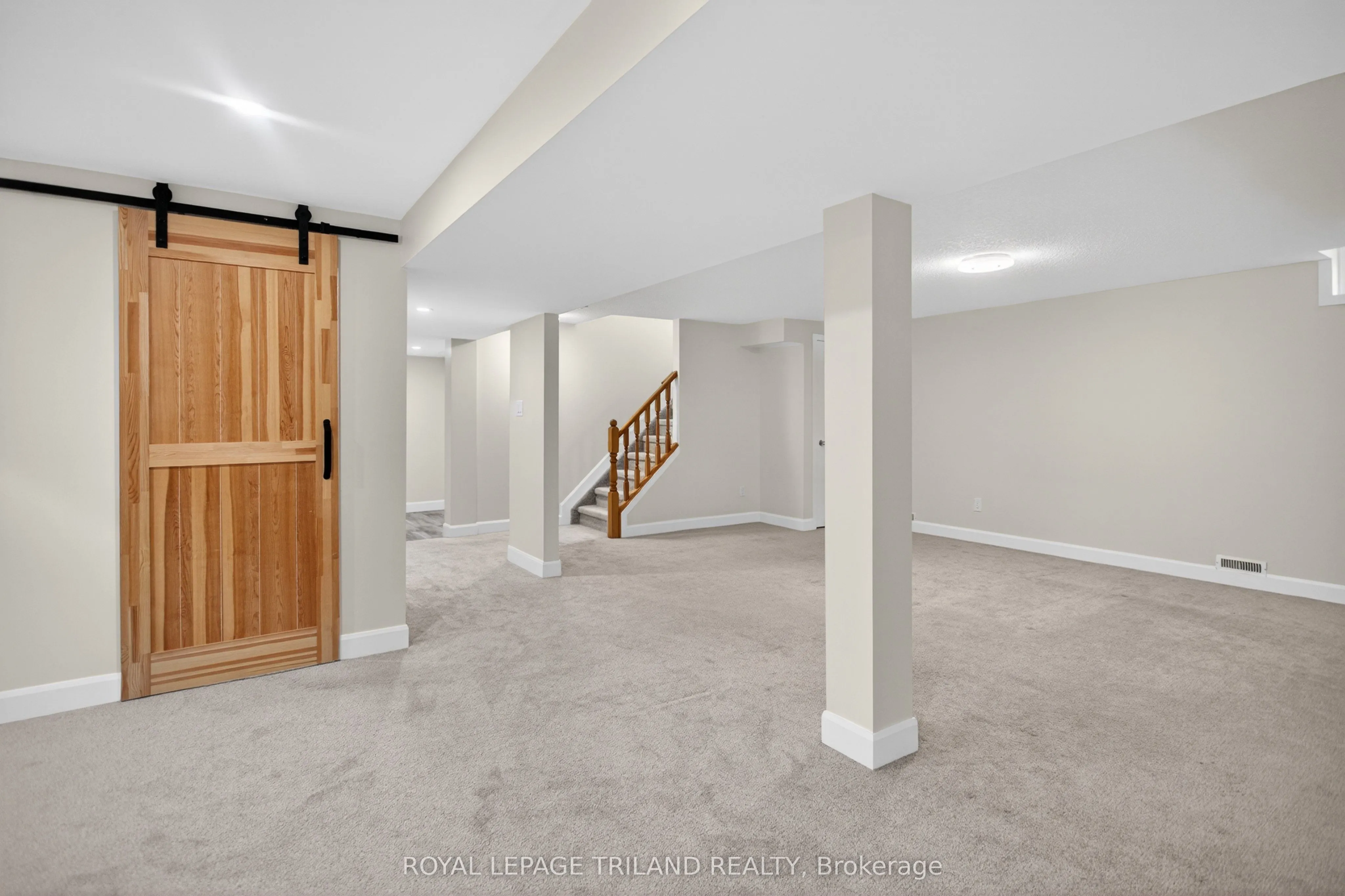 48 Cottonwood Drive