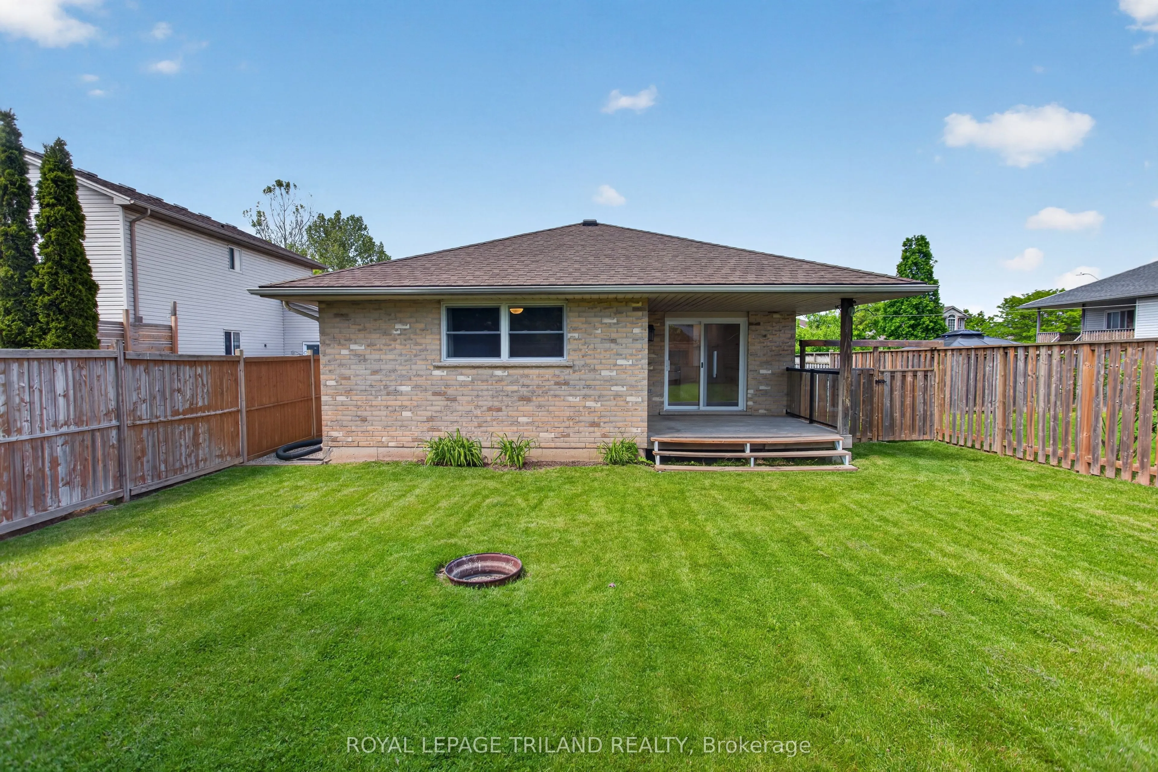 48 Cottonwood Drive