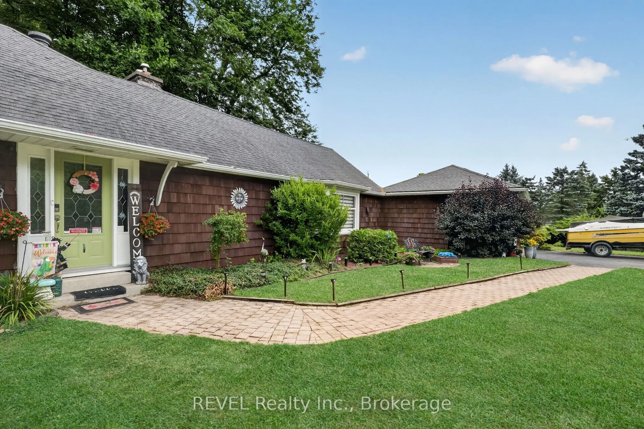 2631 Thompson Road