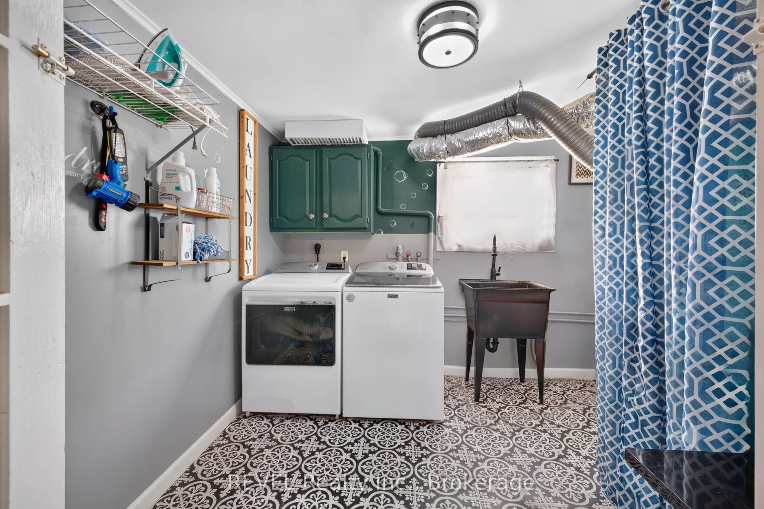2631 Thompson Road