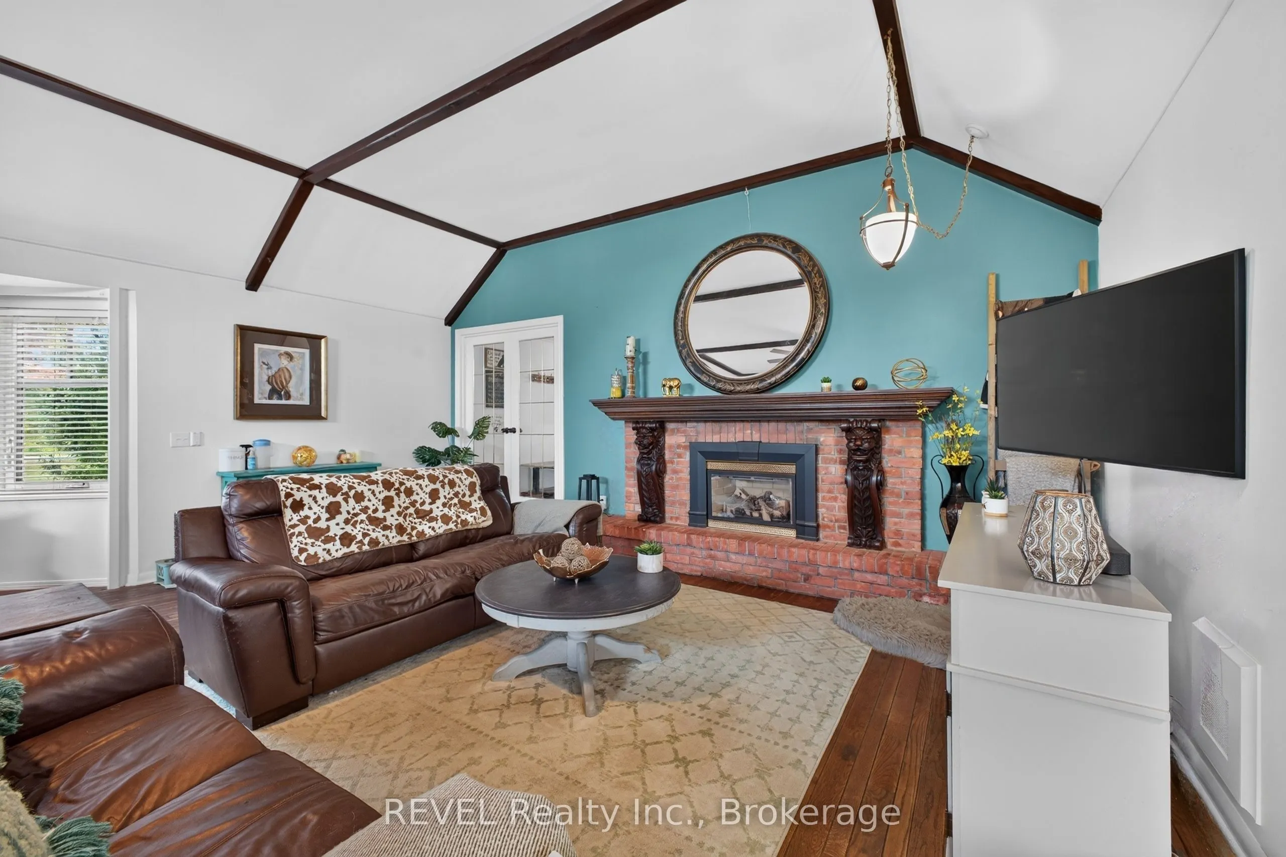 2631 Thompson Road
