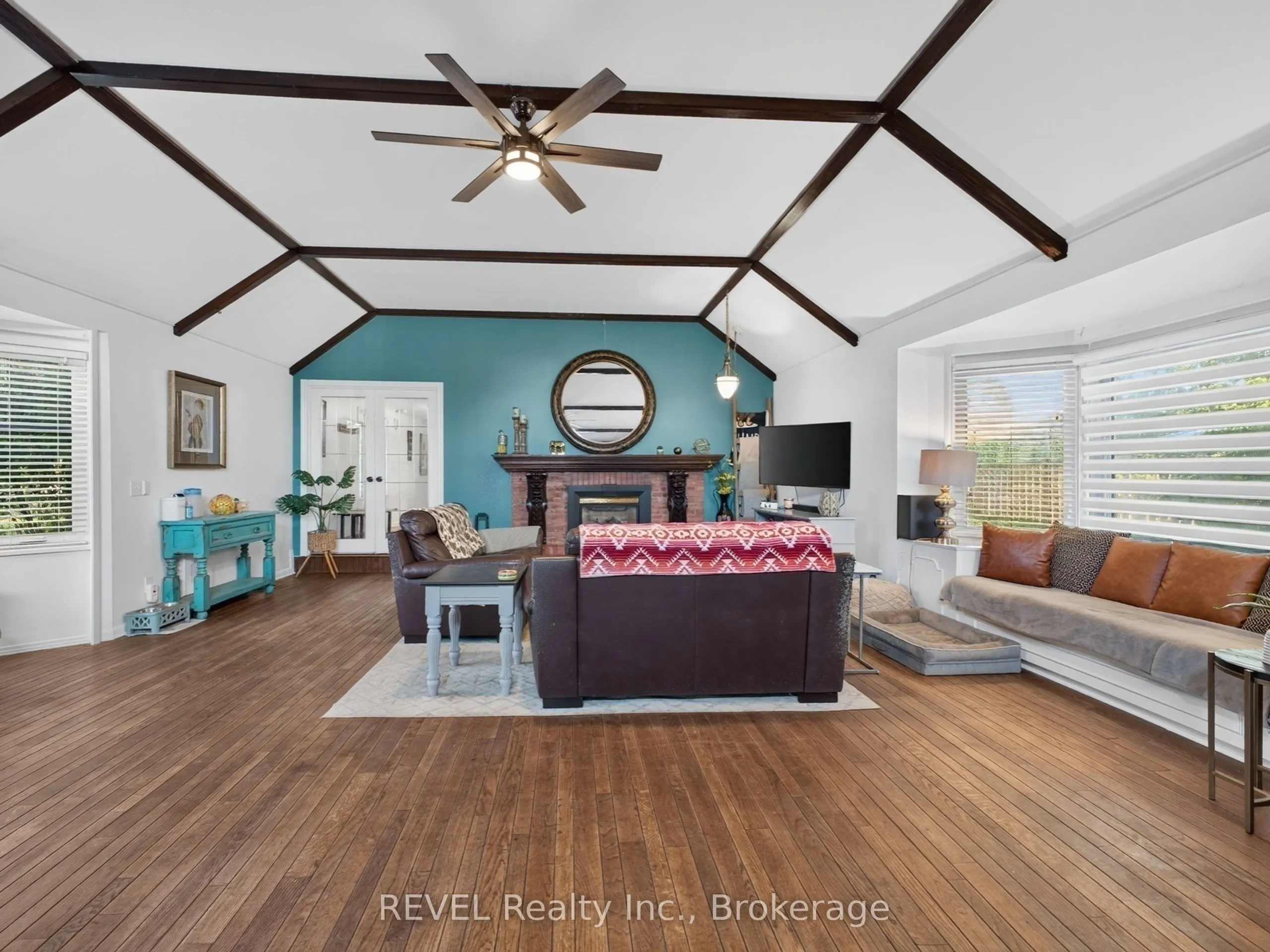2631 Thompson Road