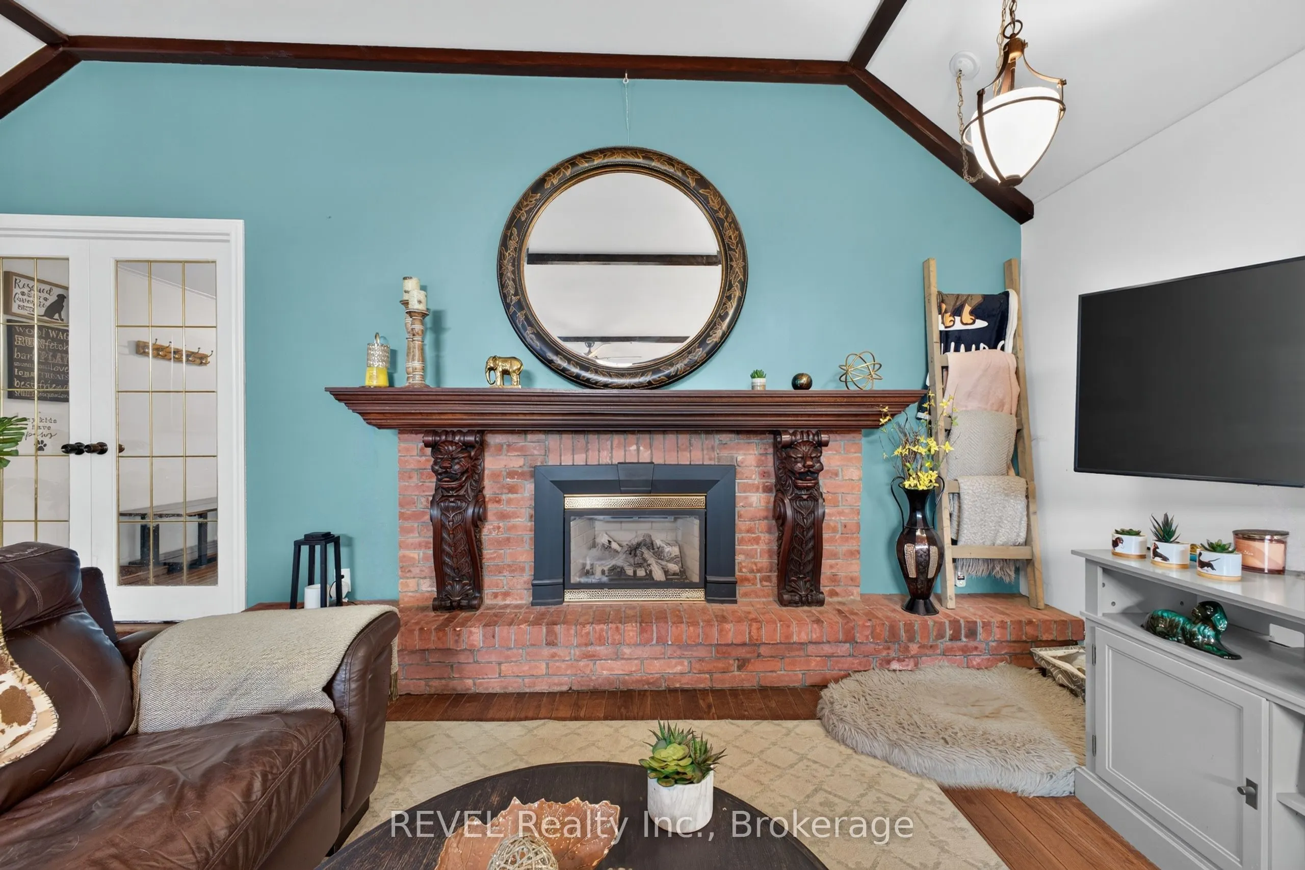2631 Thompson Road