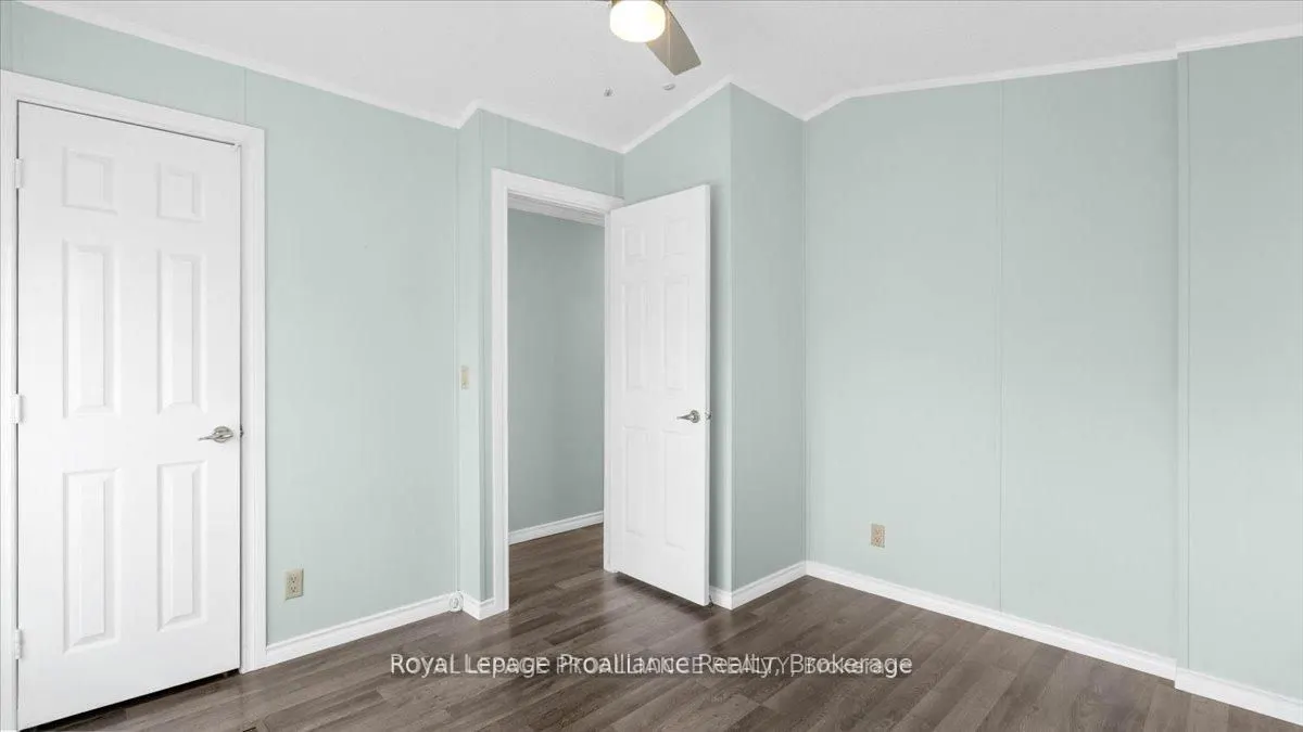 311 Dundas Street E #18