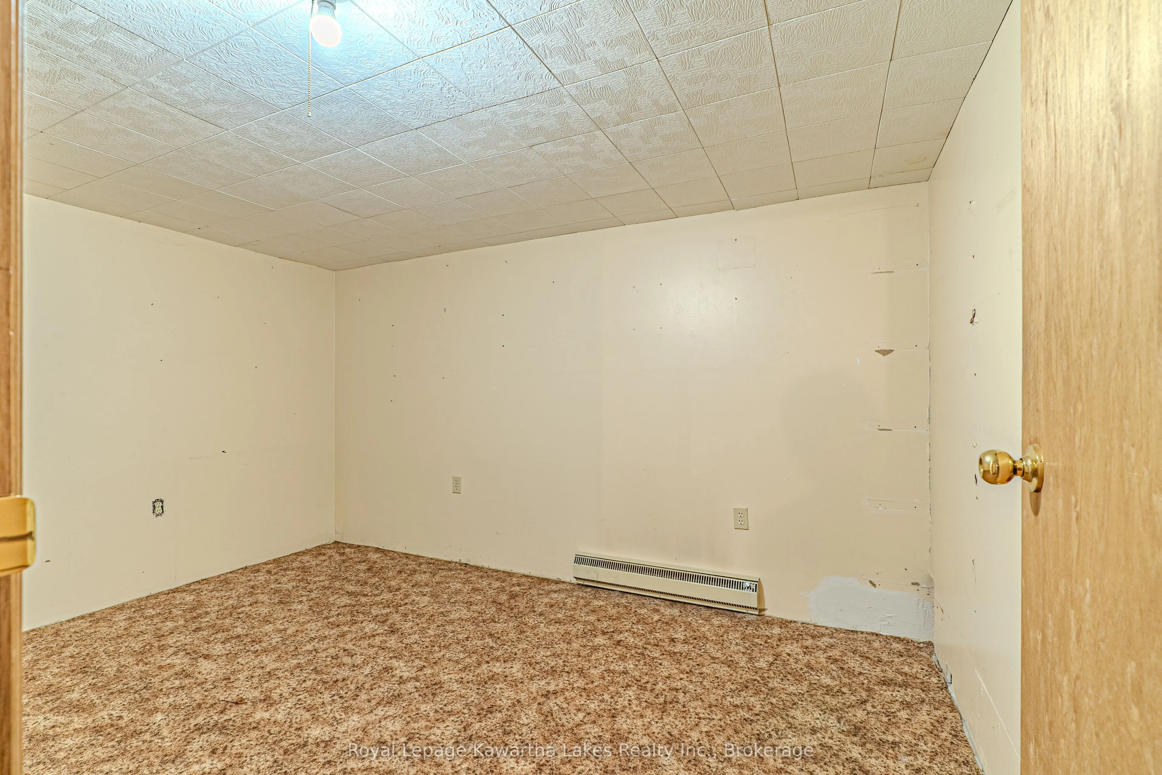 182 Colborne Street W