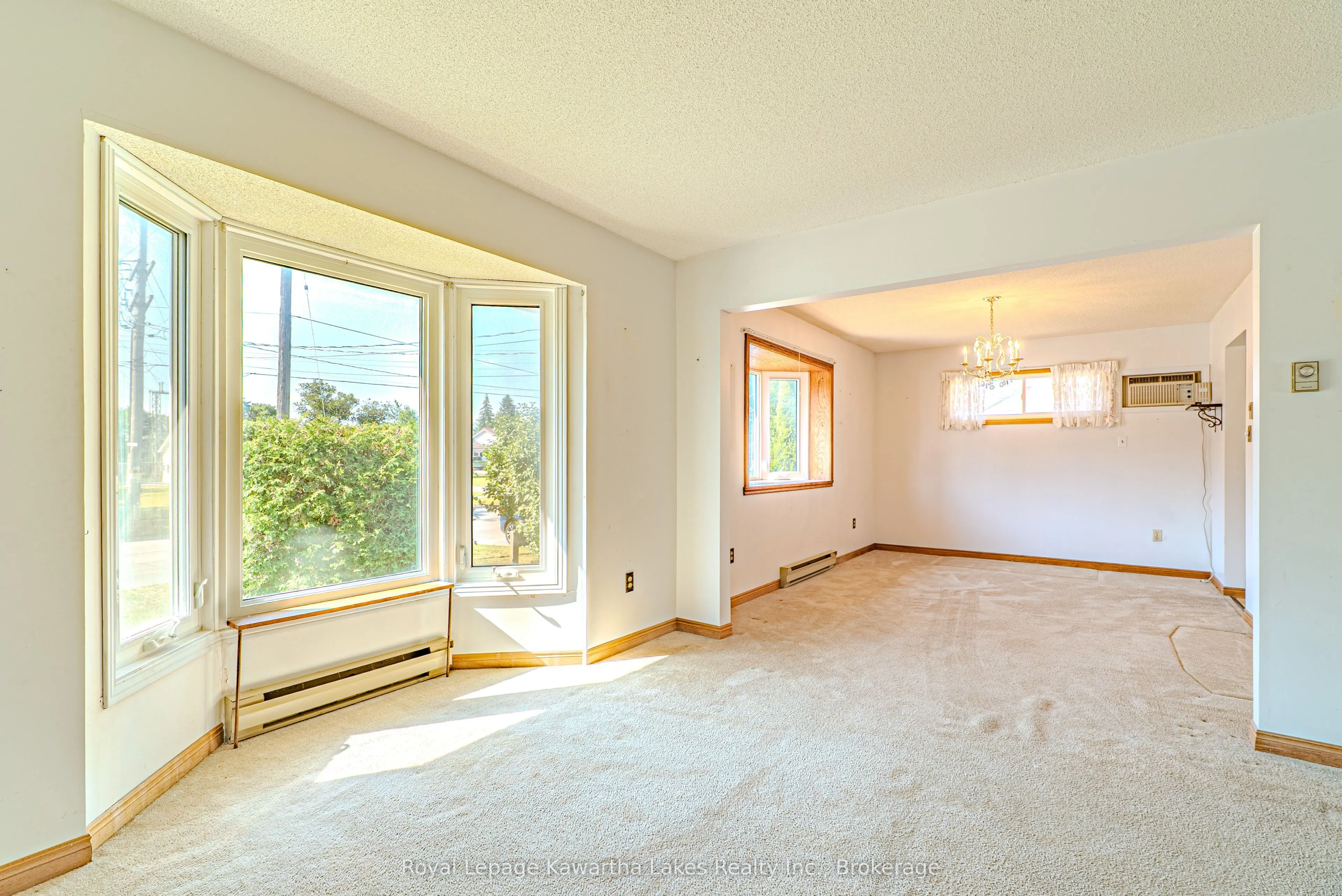 182 Colborne Street W