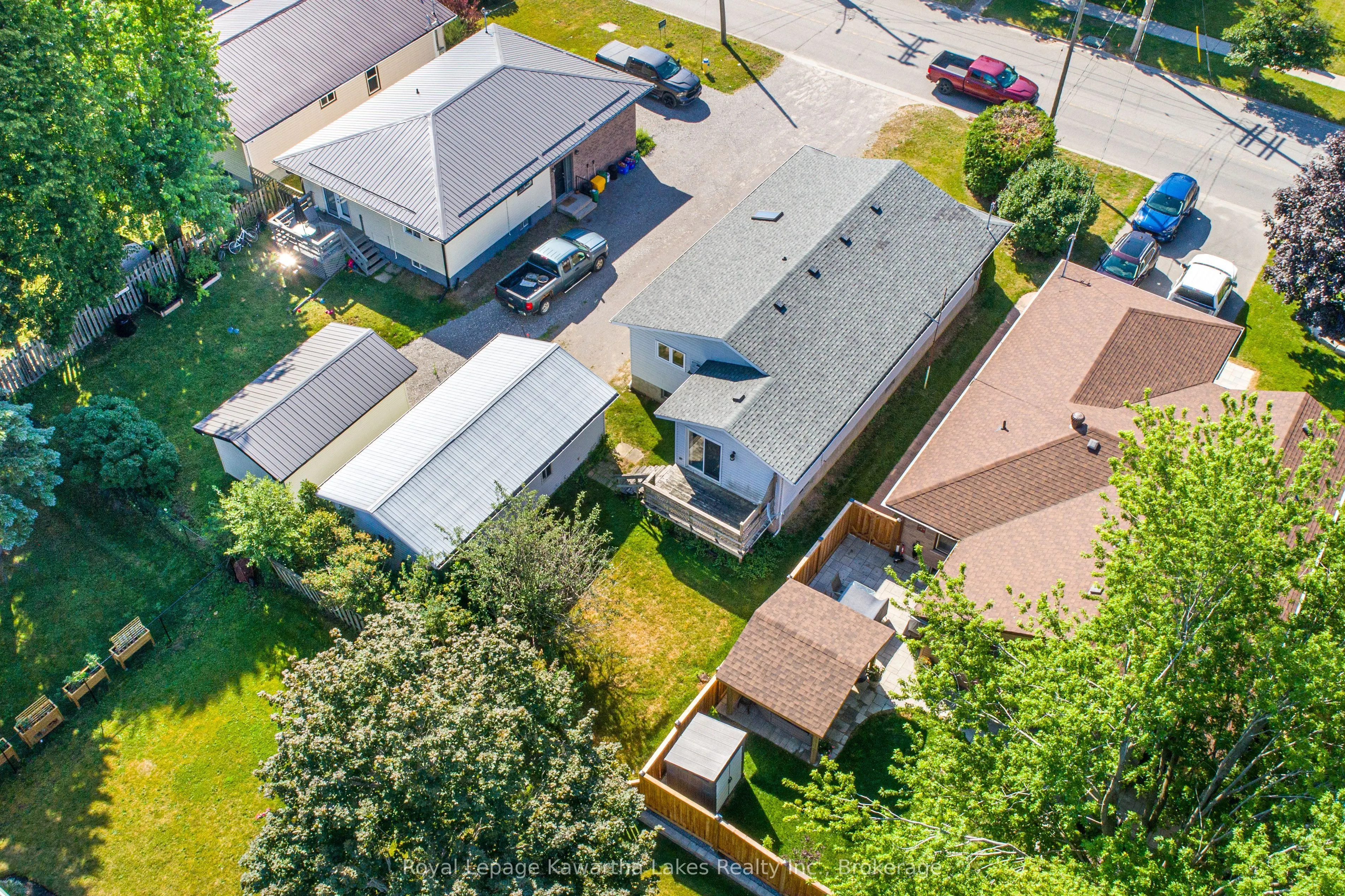 182 Colborne Street W
