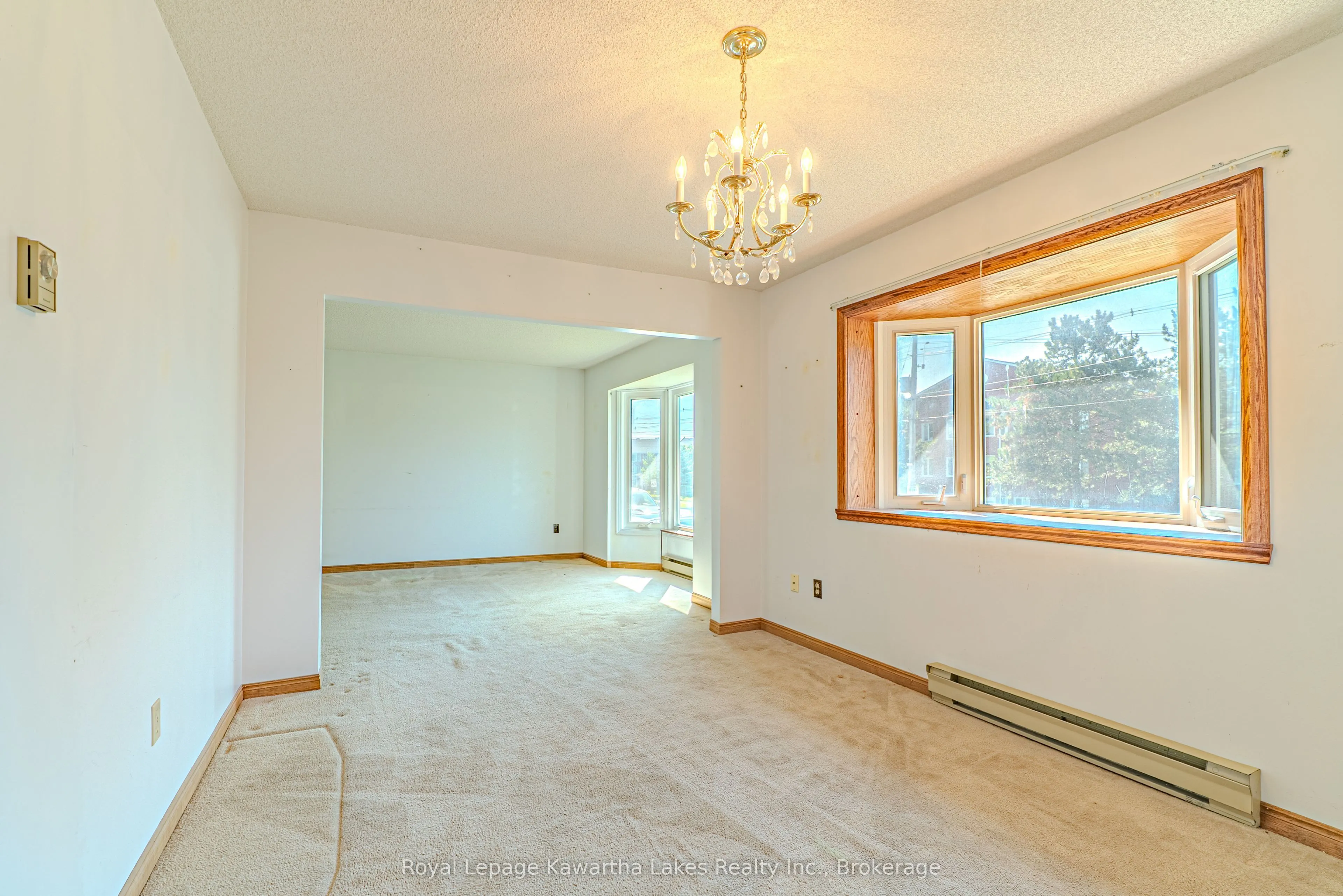 182 Colborne Street W