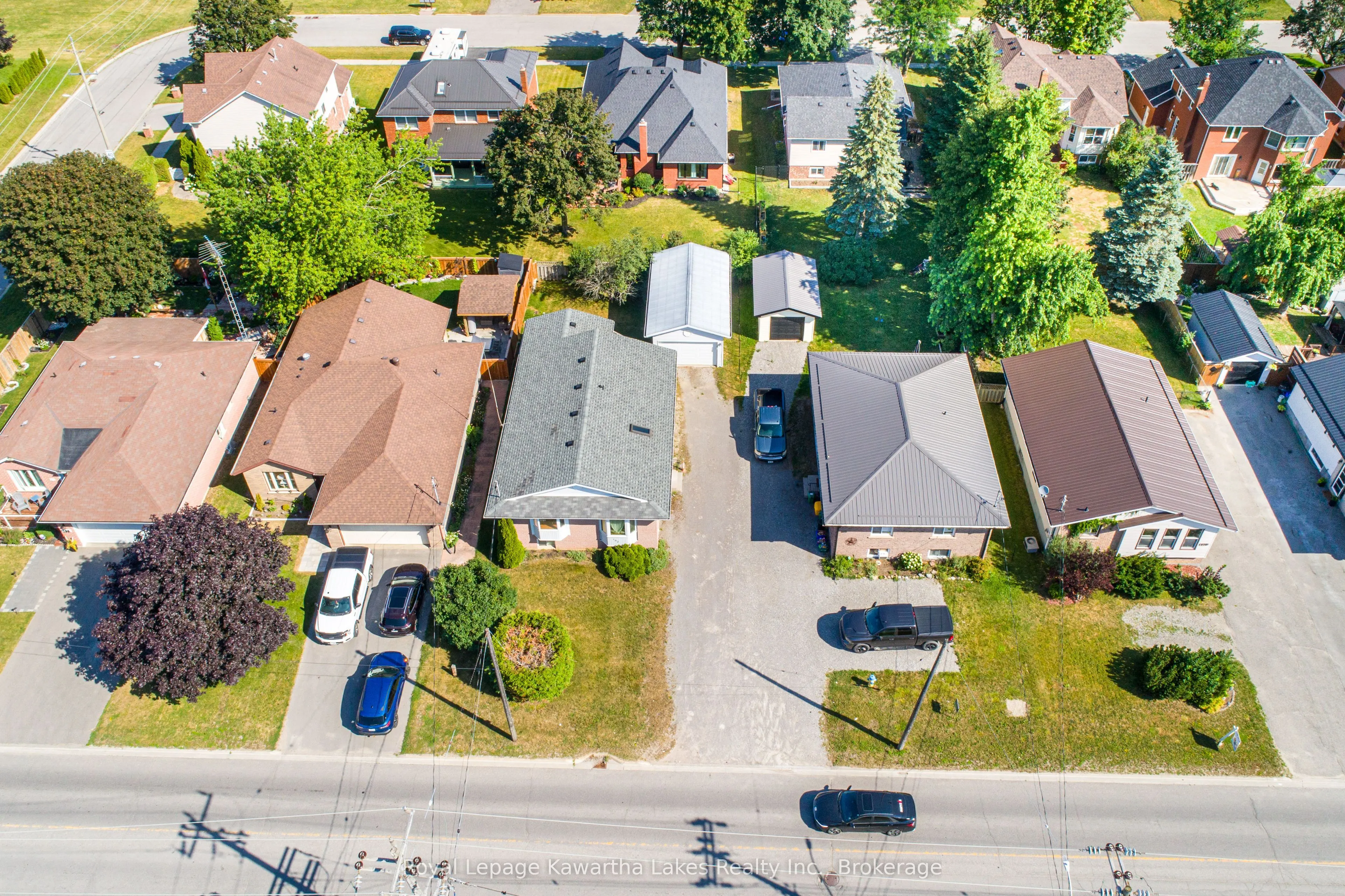 182 Colborne Street W