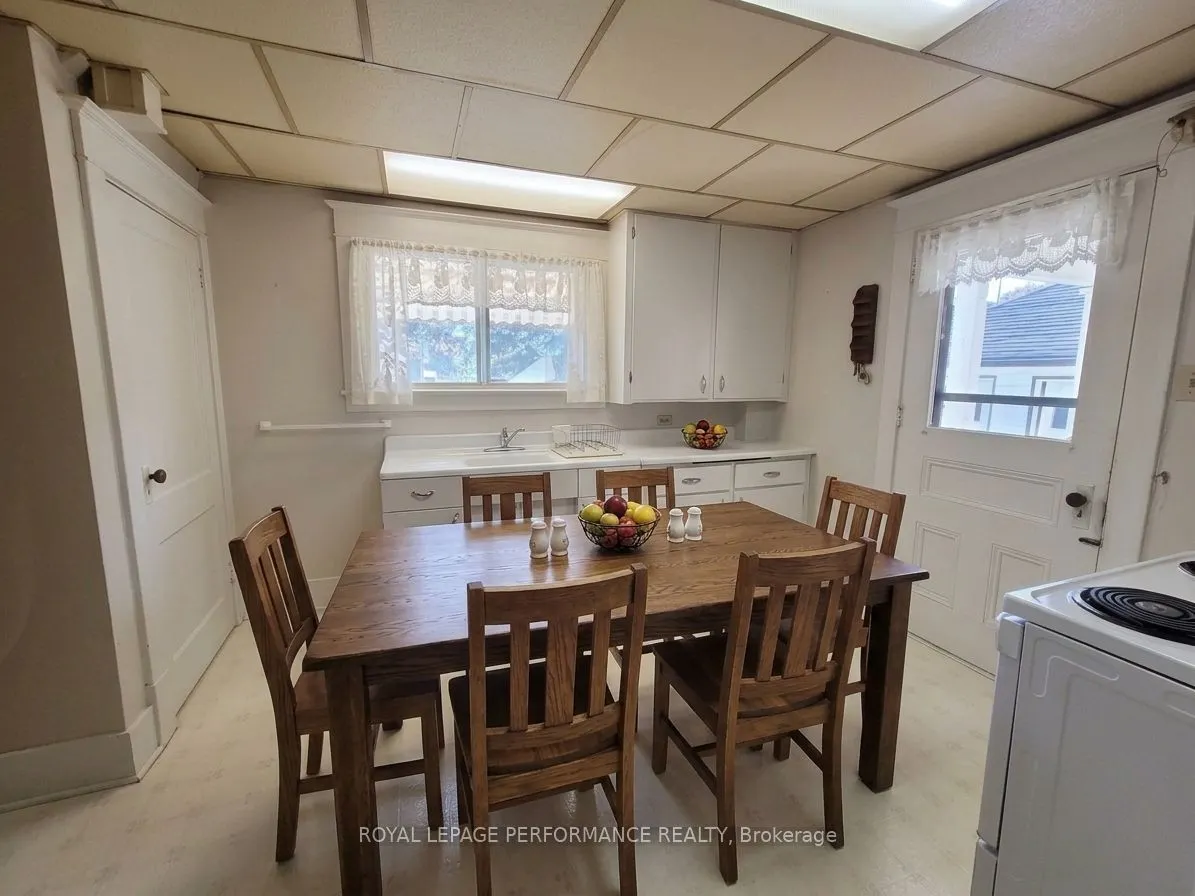 436 Fourth Street E