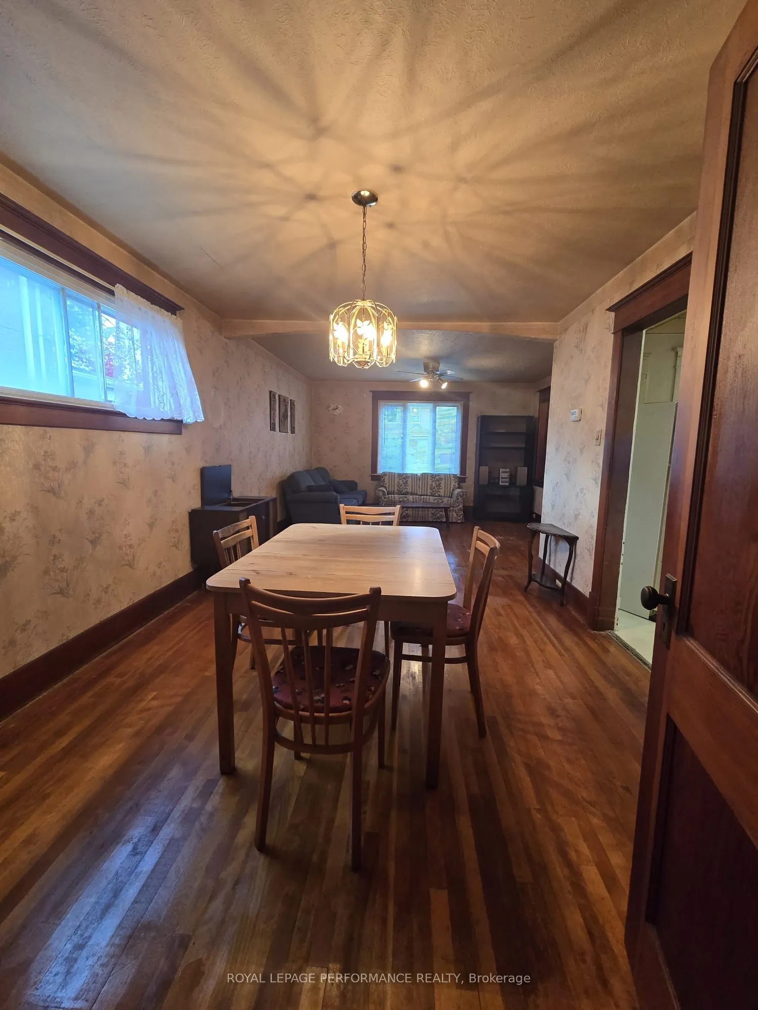 436 Fourth Street E