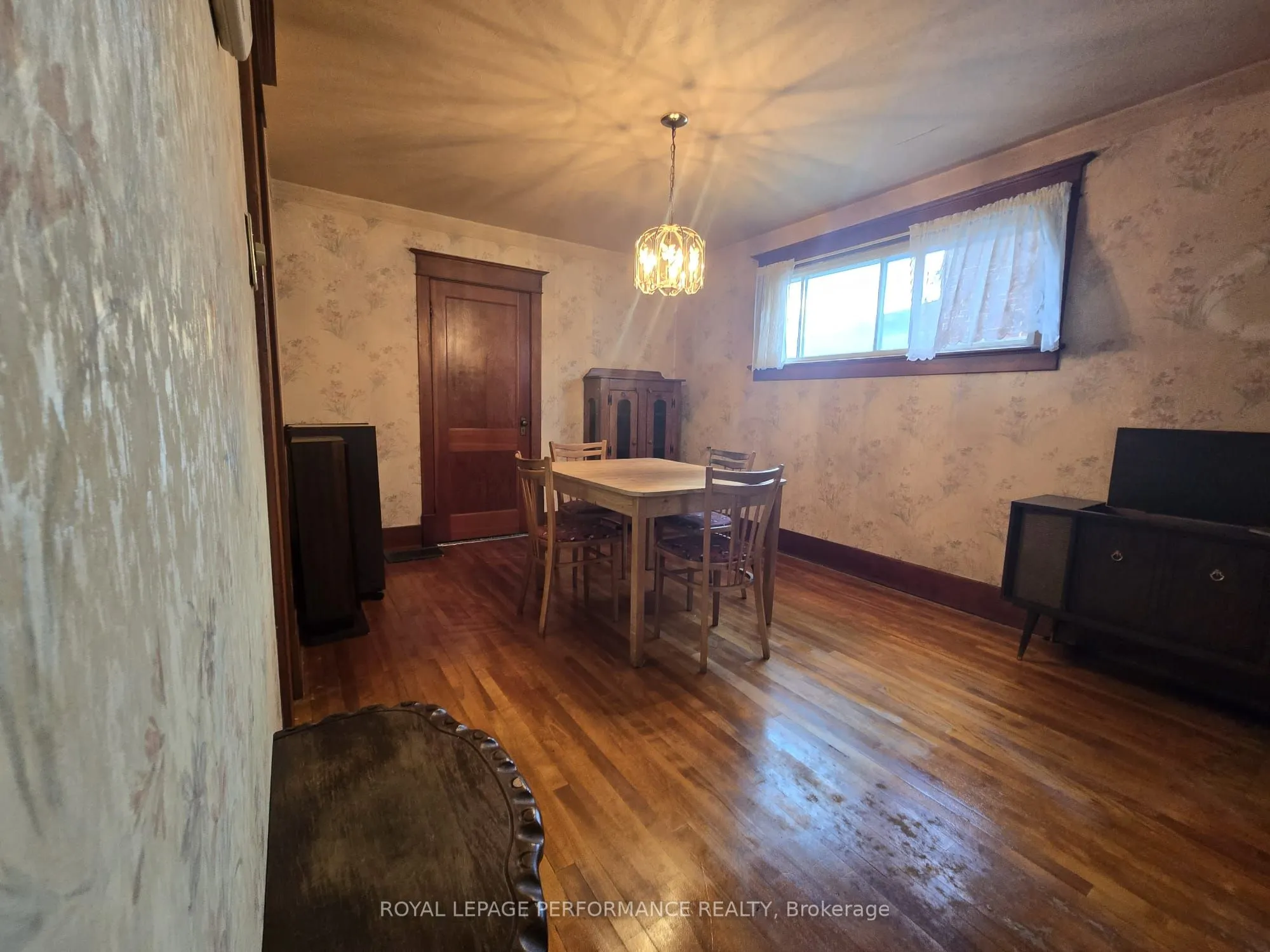 436 Fourth Street E