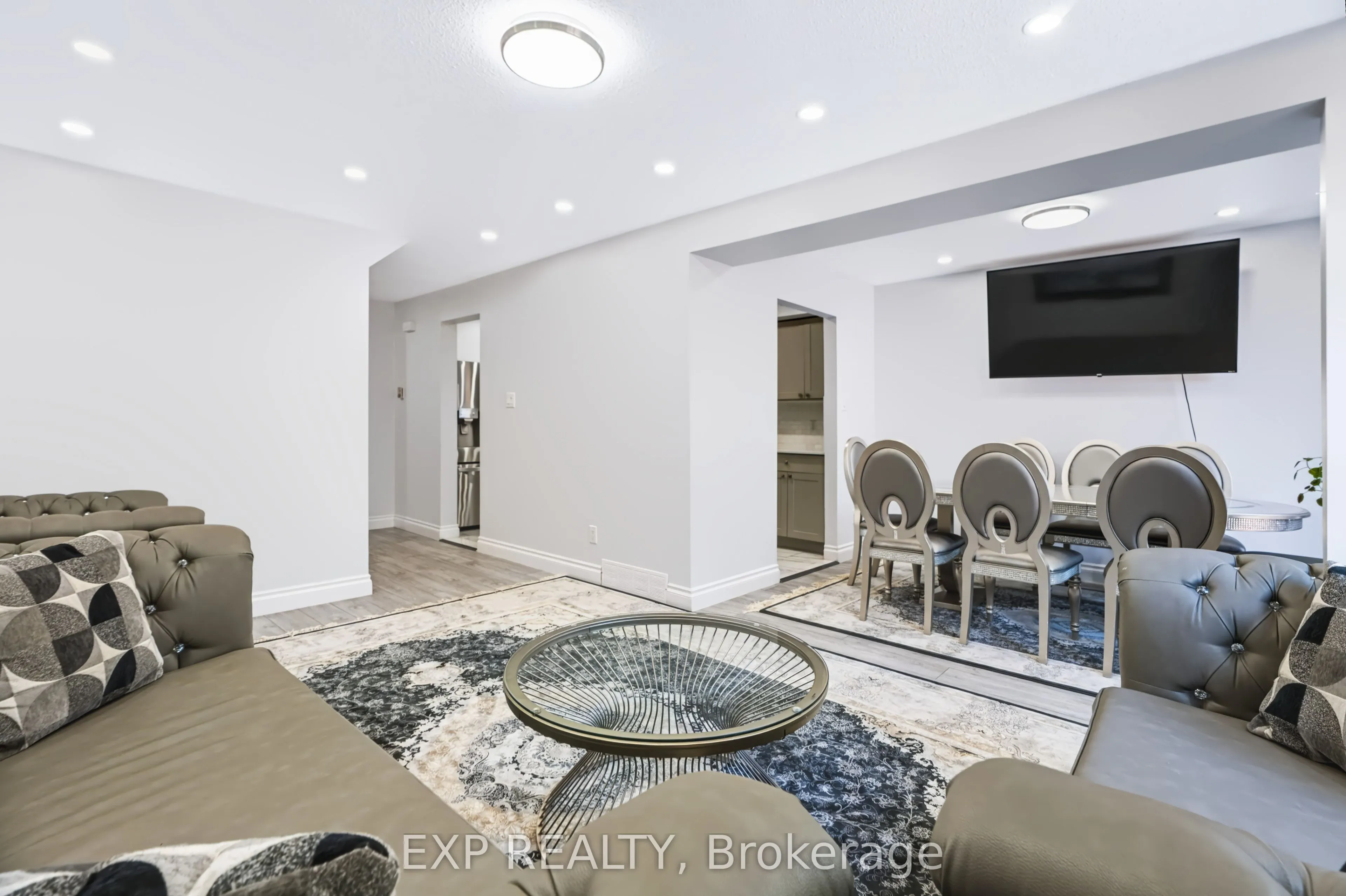 2669 SOUTHVALE Crescent E #2