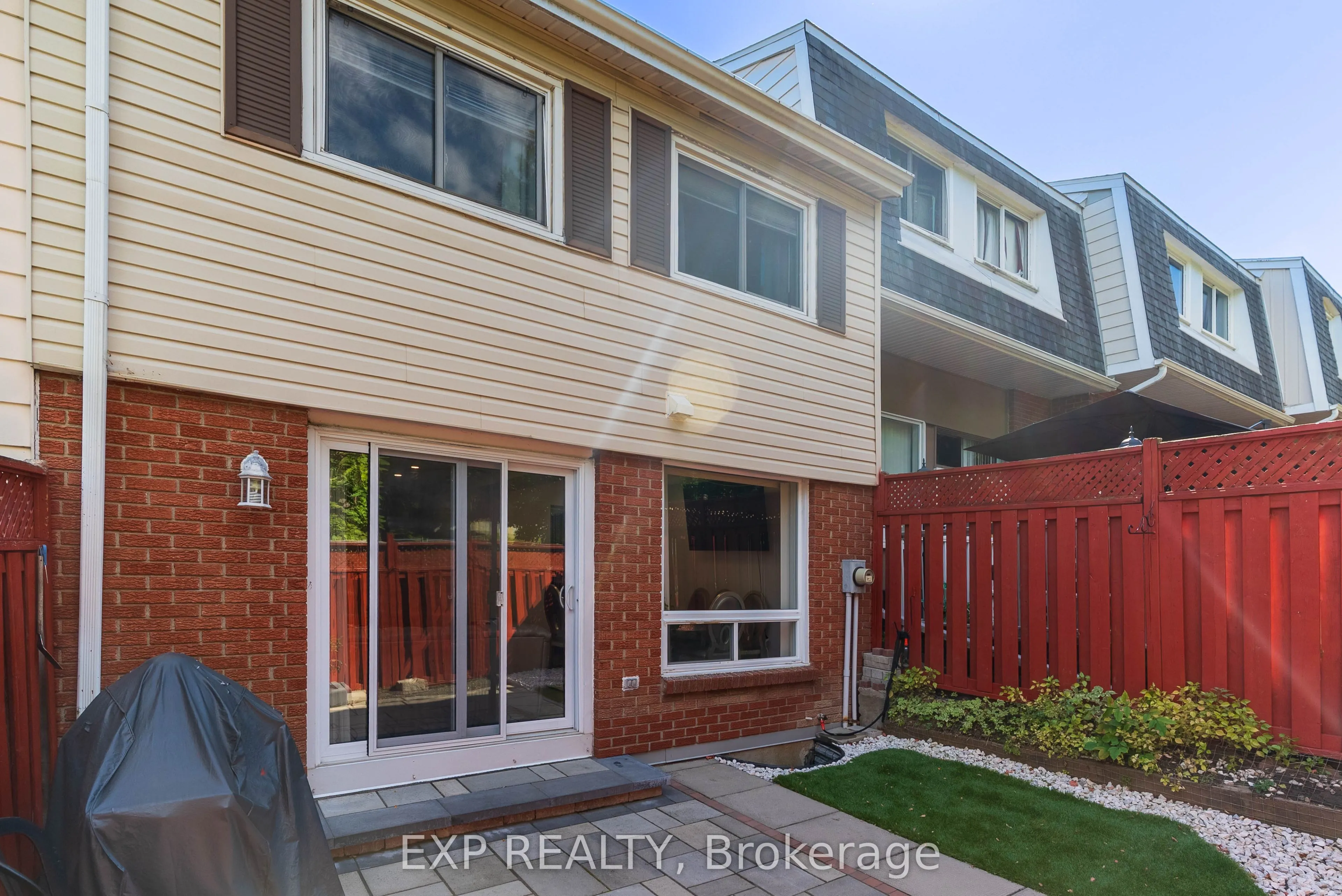 2669 SOUTHVALE Crescent E #2