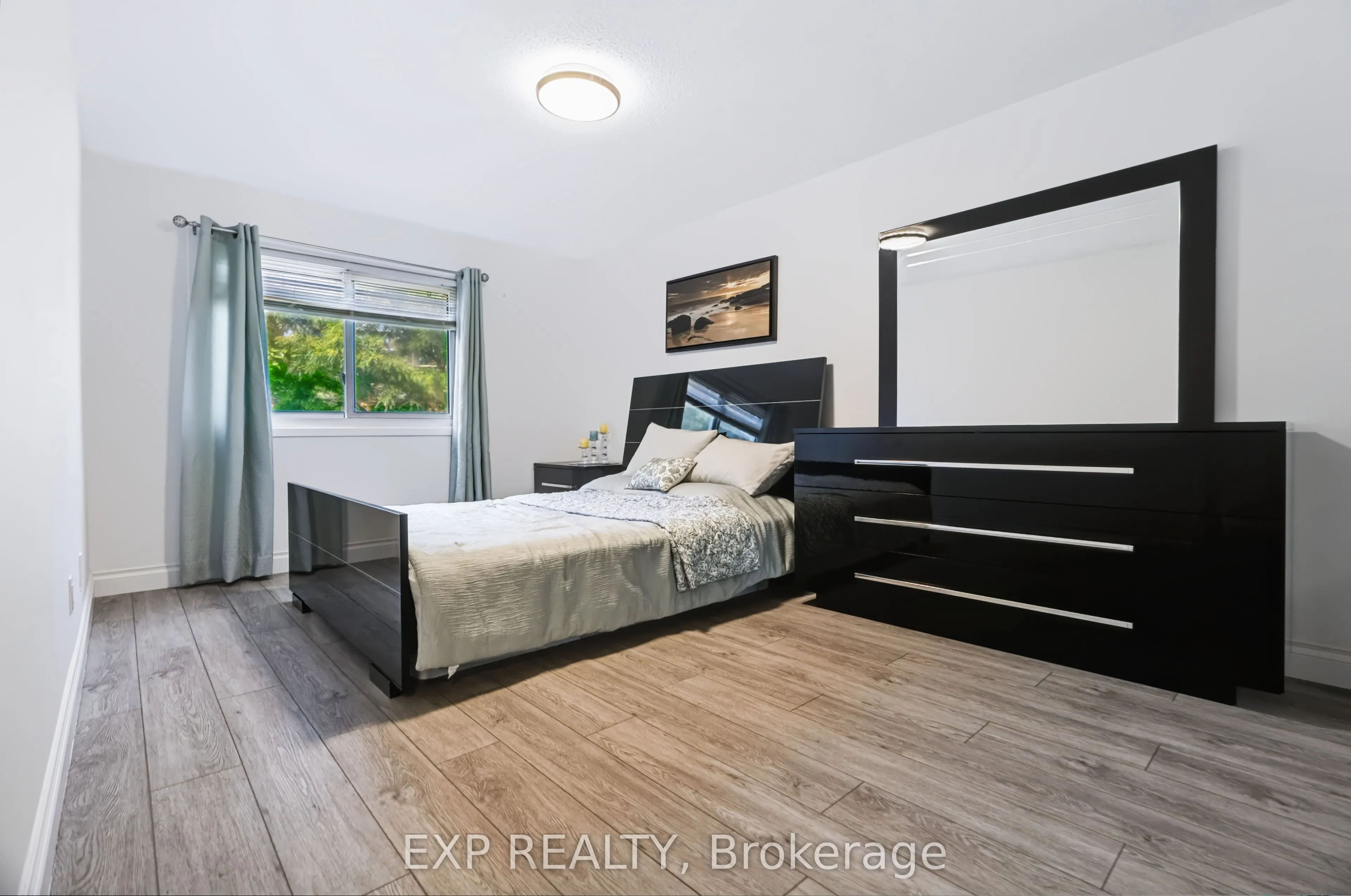 2669 SOUTHVALE Crescent E #2