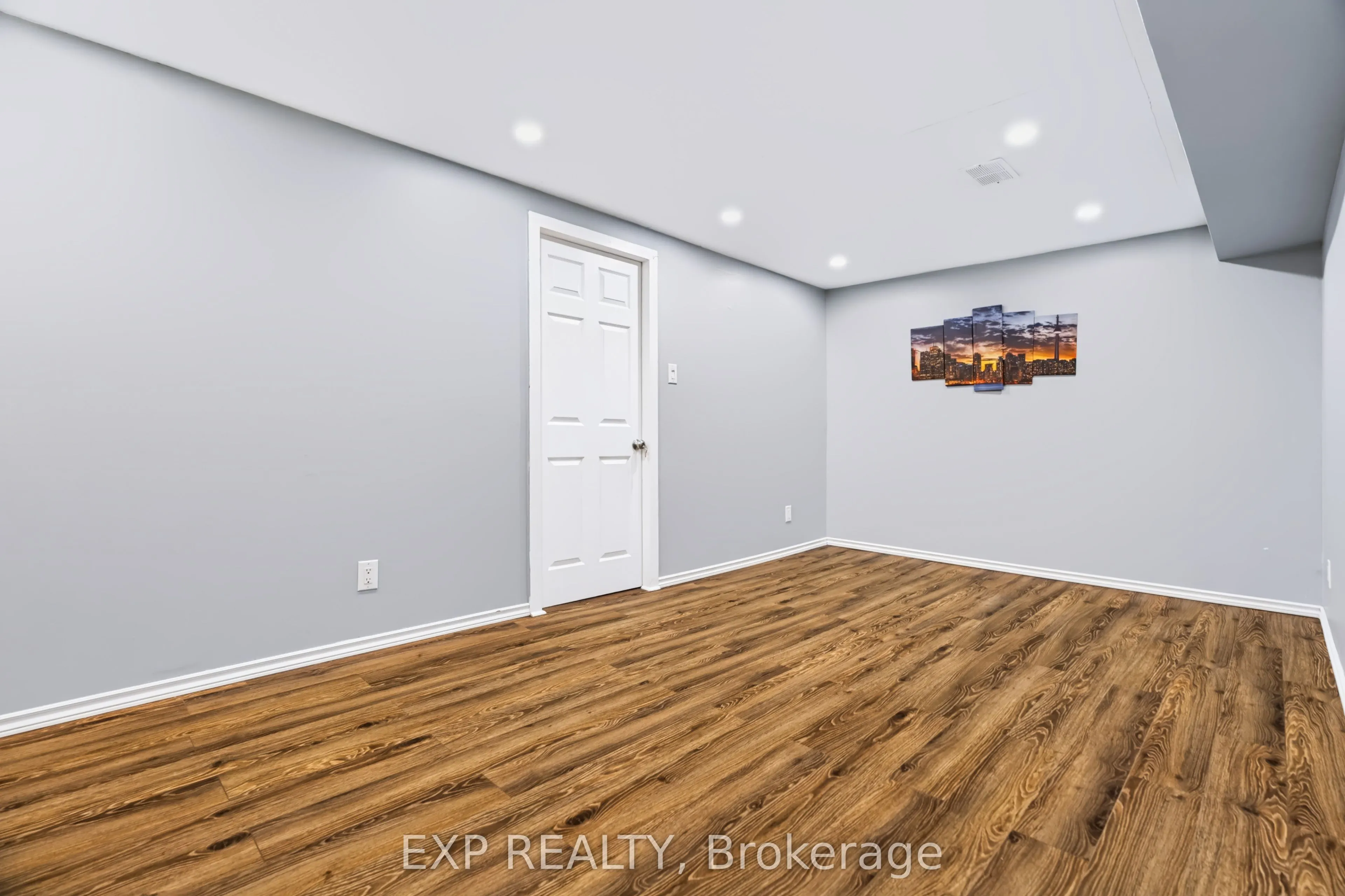 2669 SOUTHVALE Crescent E #2