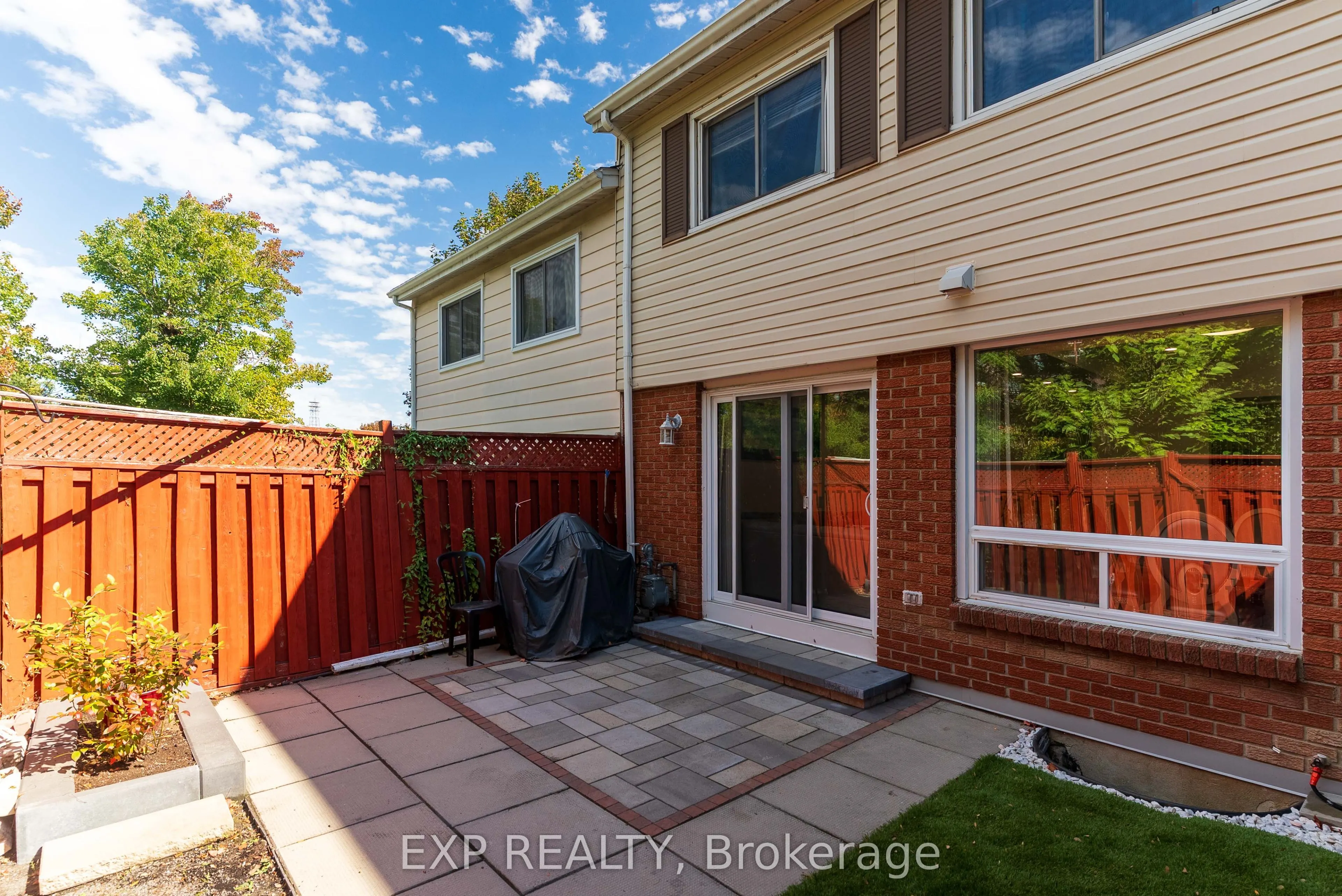 2669 SOUTHVALE Crescent E #2