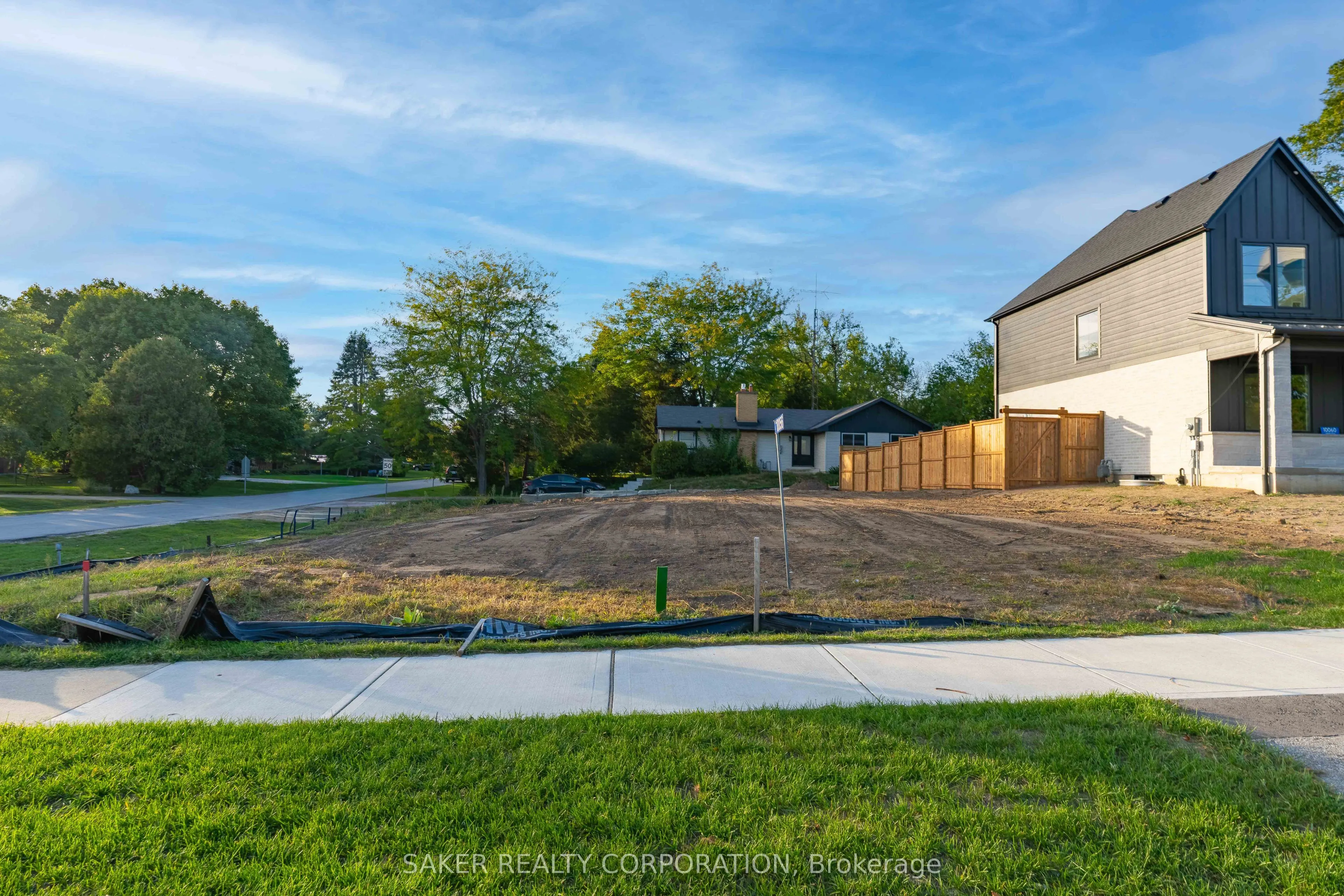 10056 Oxbow Drive
