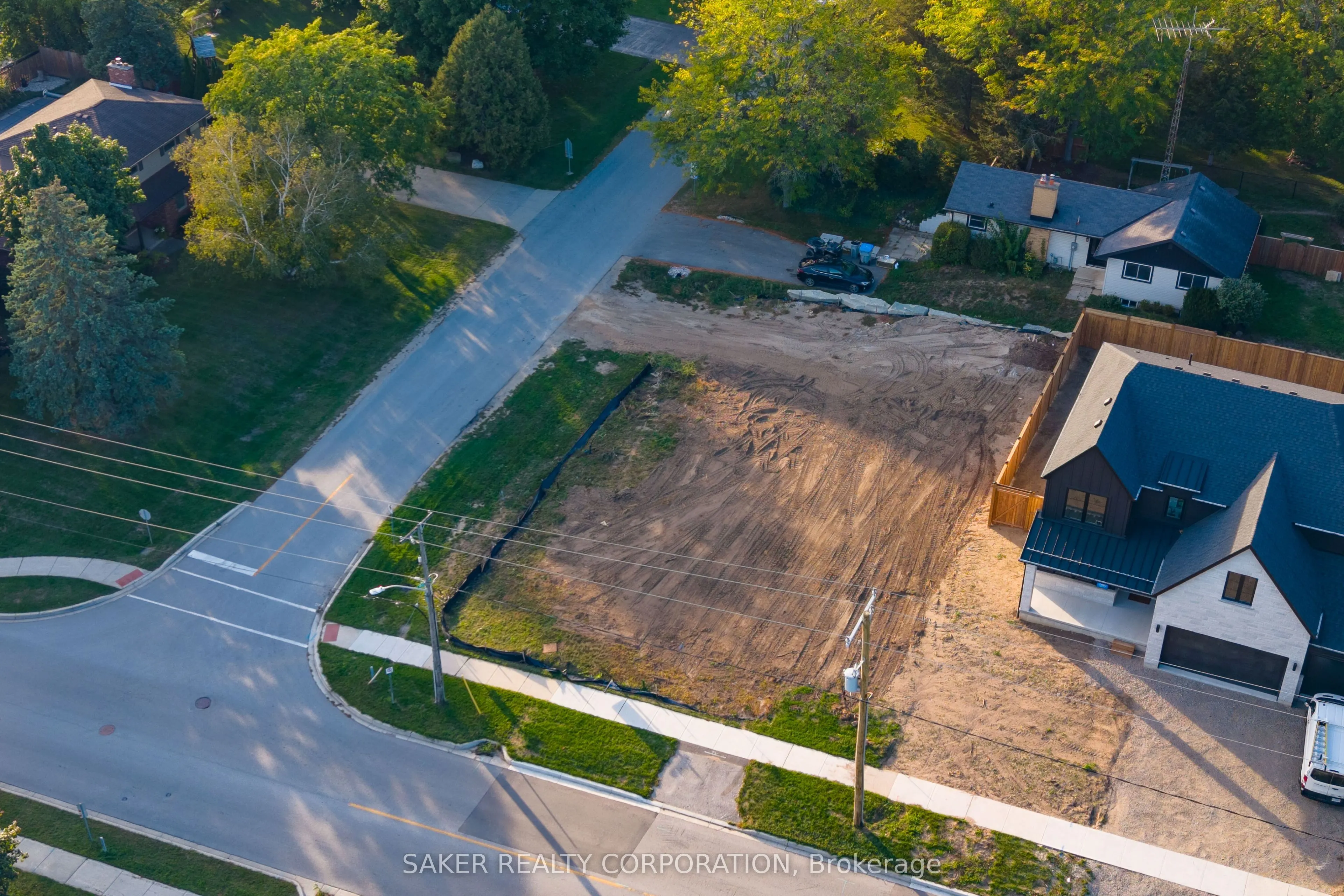 10056 Oxbow Drive
