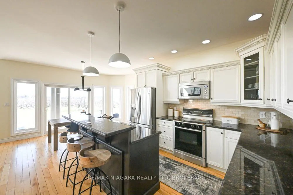 1065 Concession 3 Road
