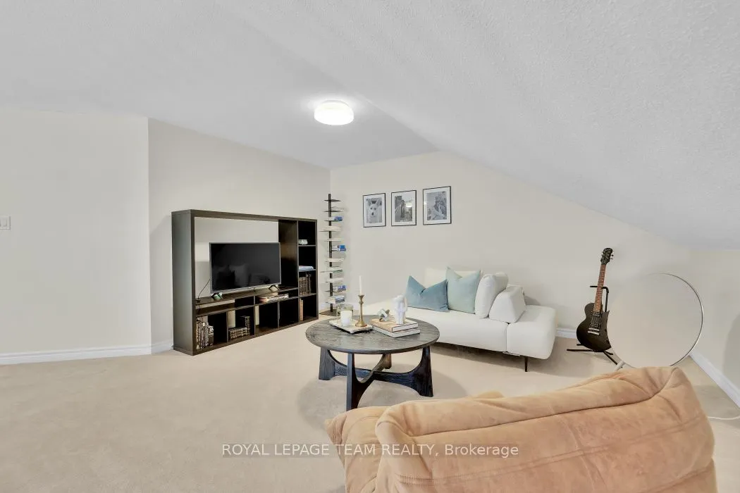 272 Via San Marino Street