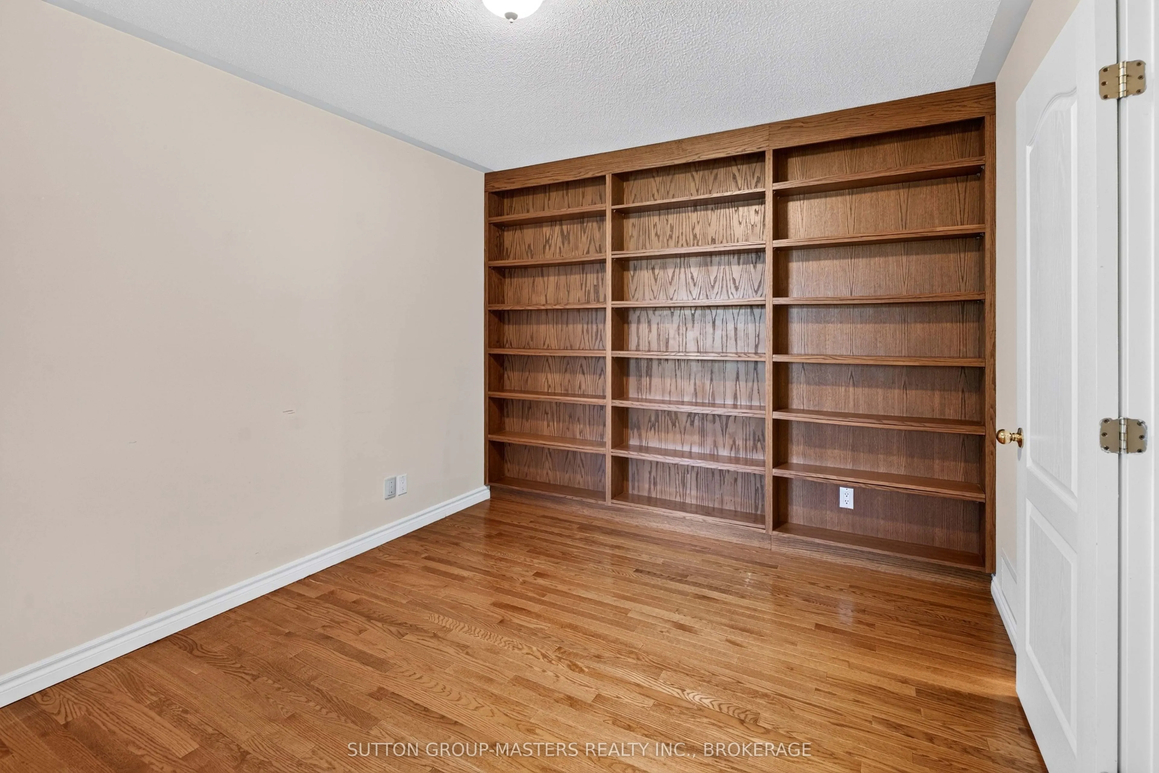 675 Millwood Drive