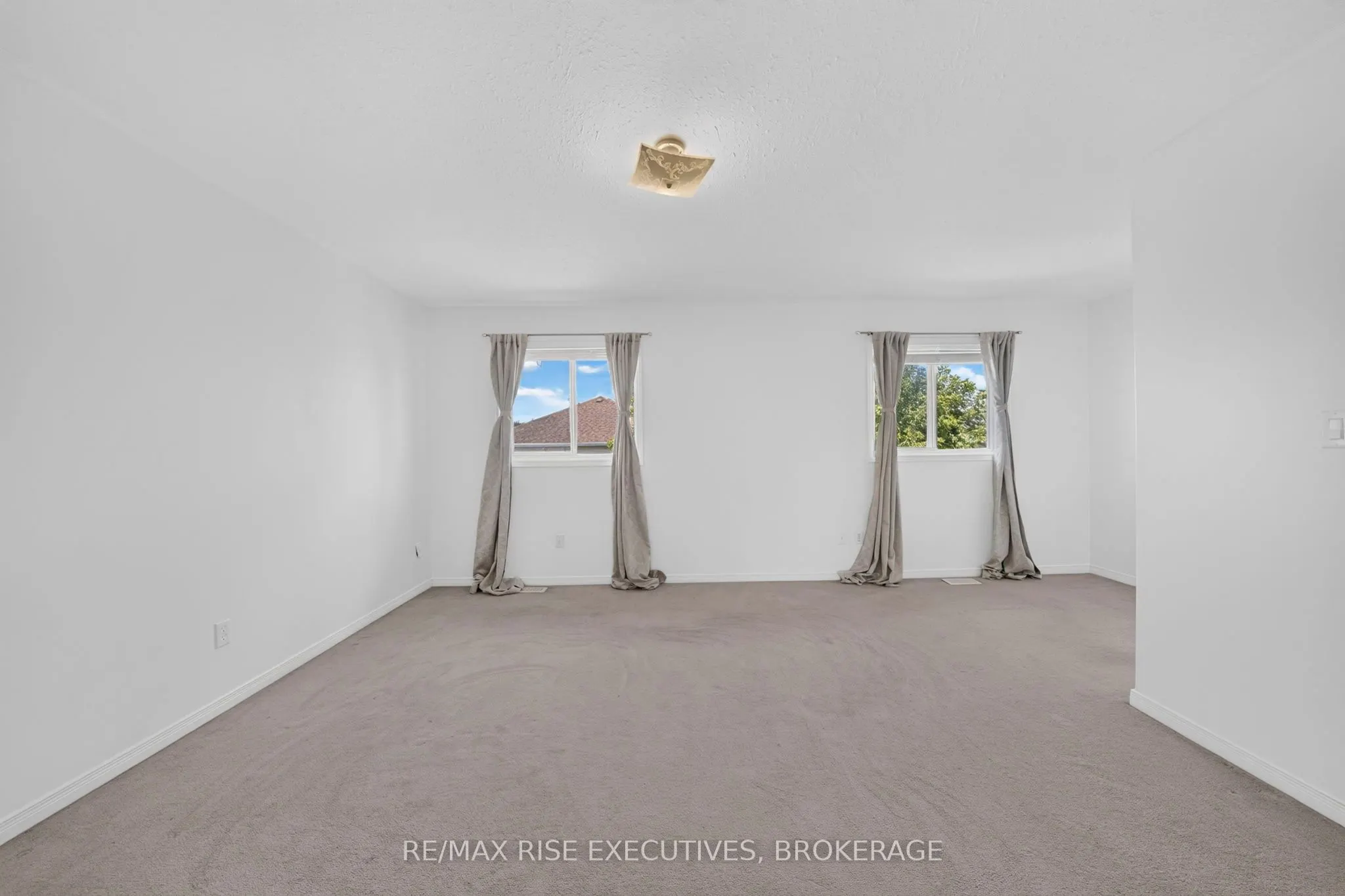 254 Ellesmeer Avenue