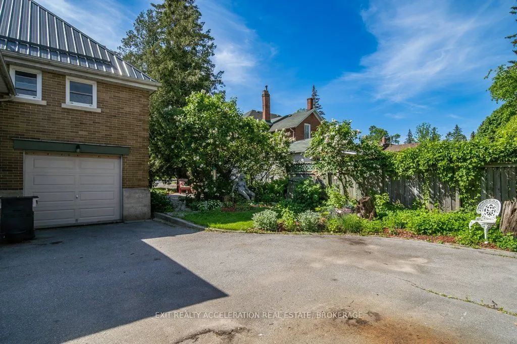 106 Donald Street
