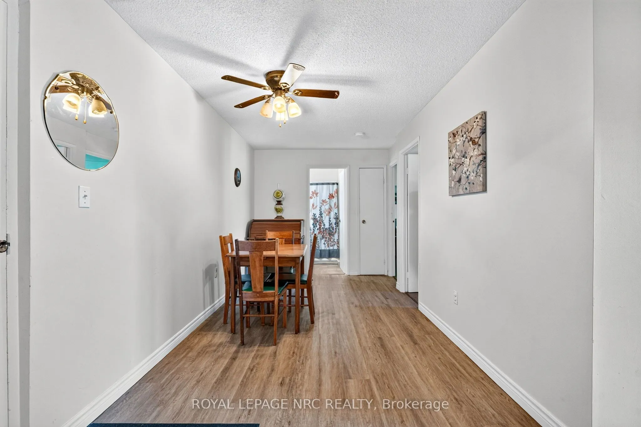 72 Main Street E #327