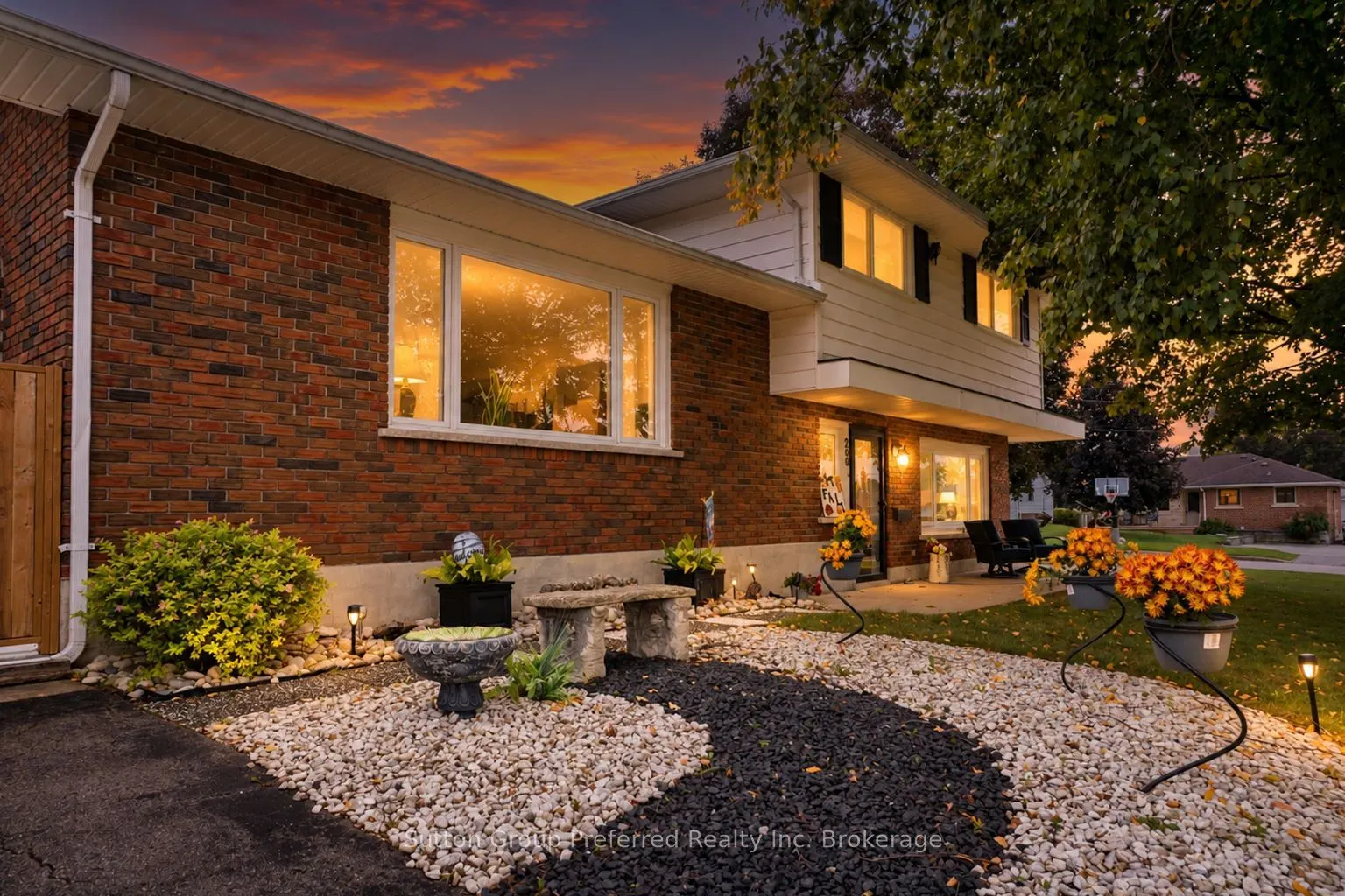260 Ferncrest Road