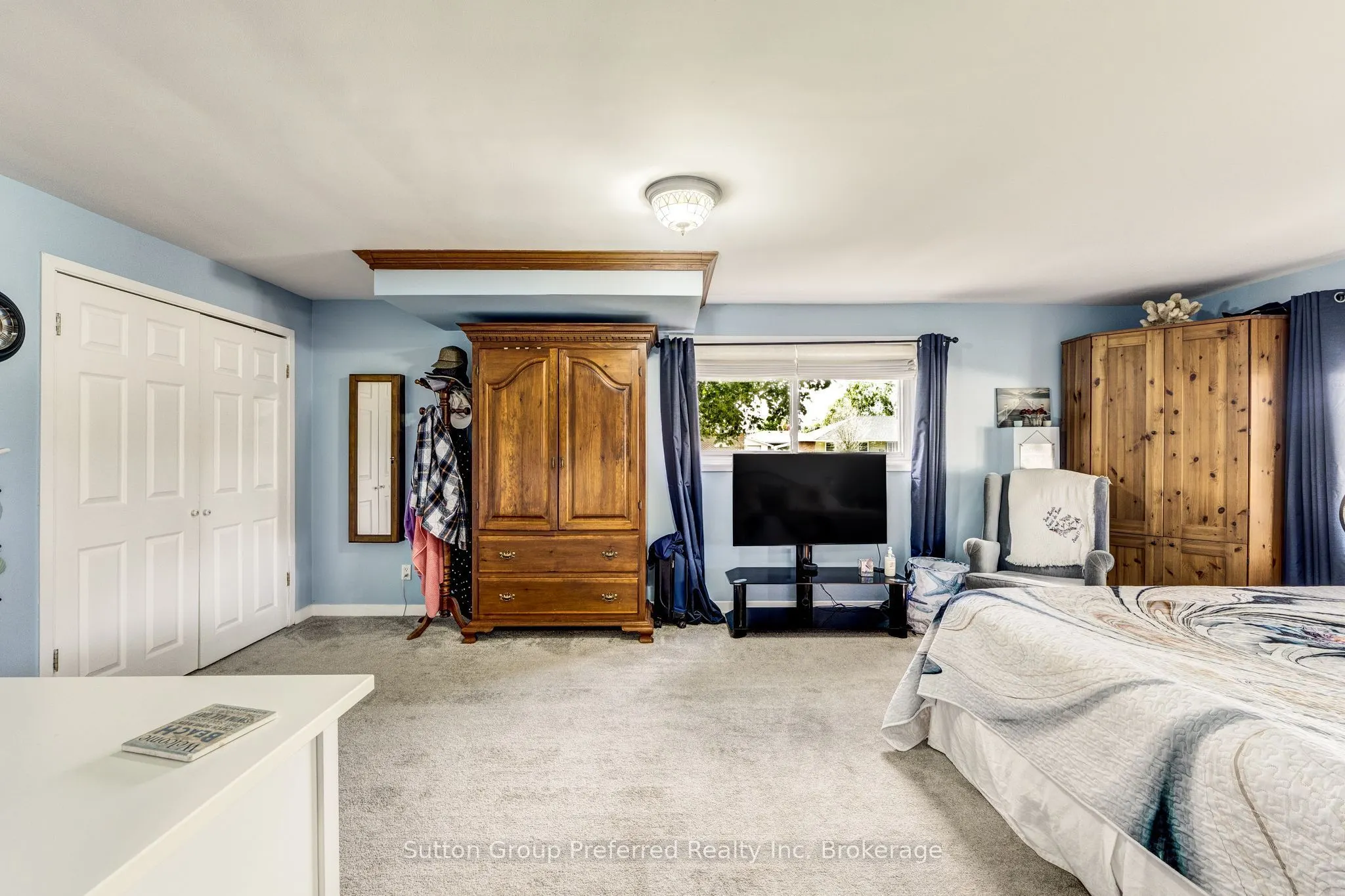 260 Ferncrest Road