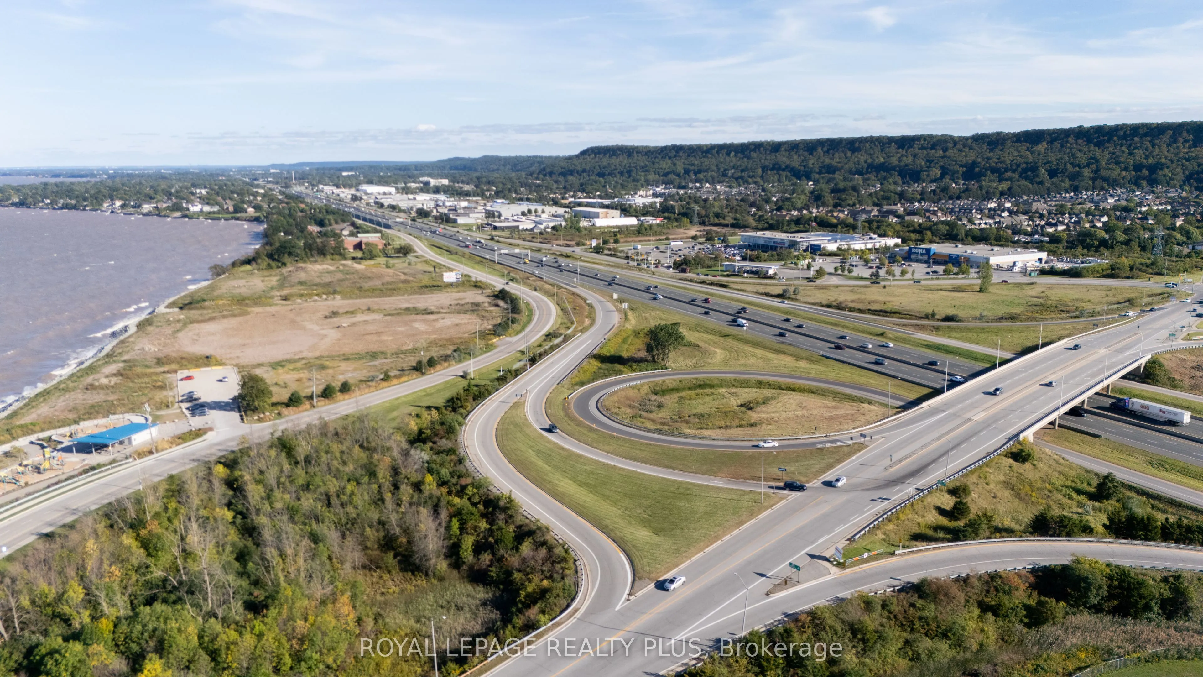 16 Concord Place #306