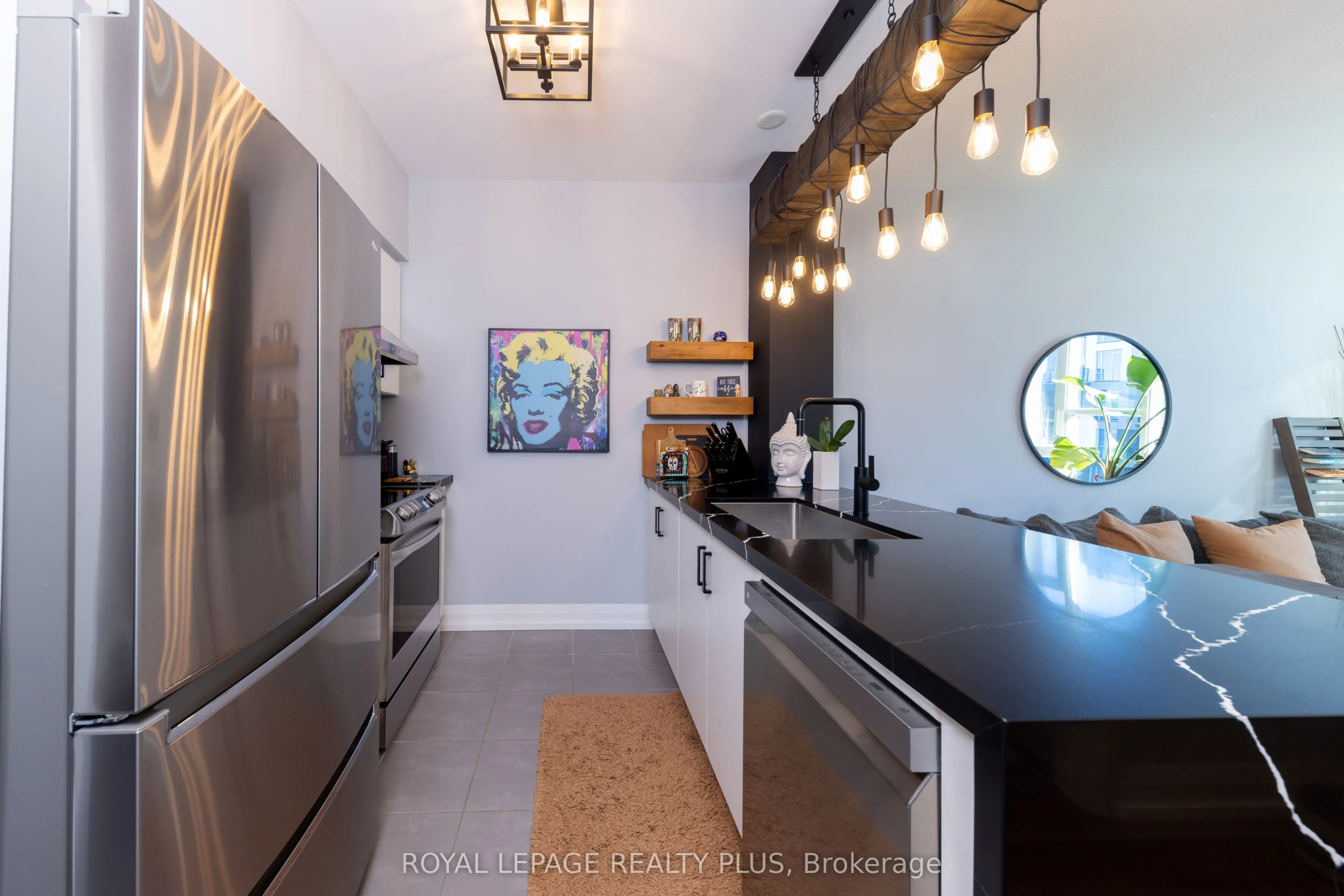 16 Concord Place #306