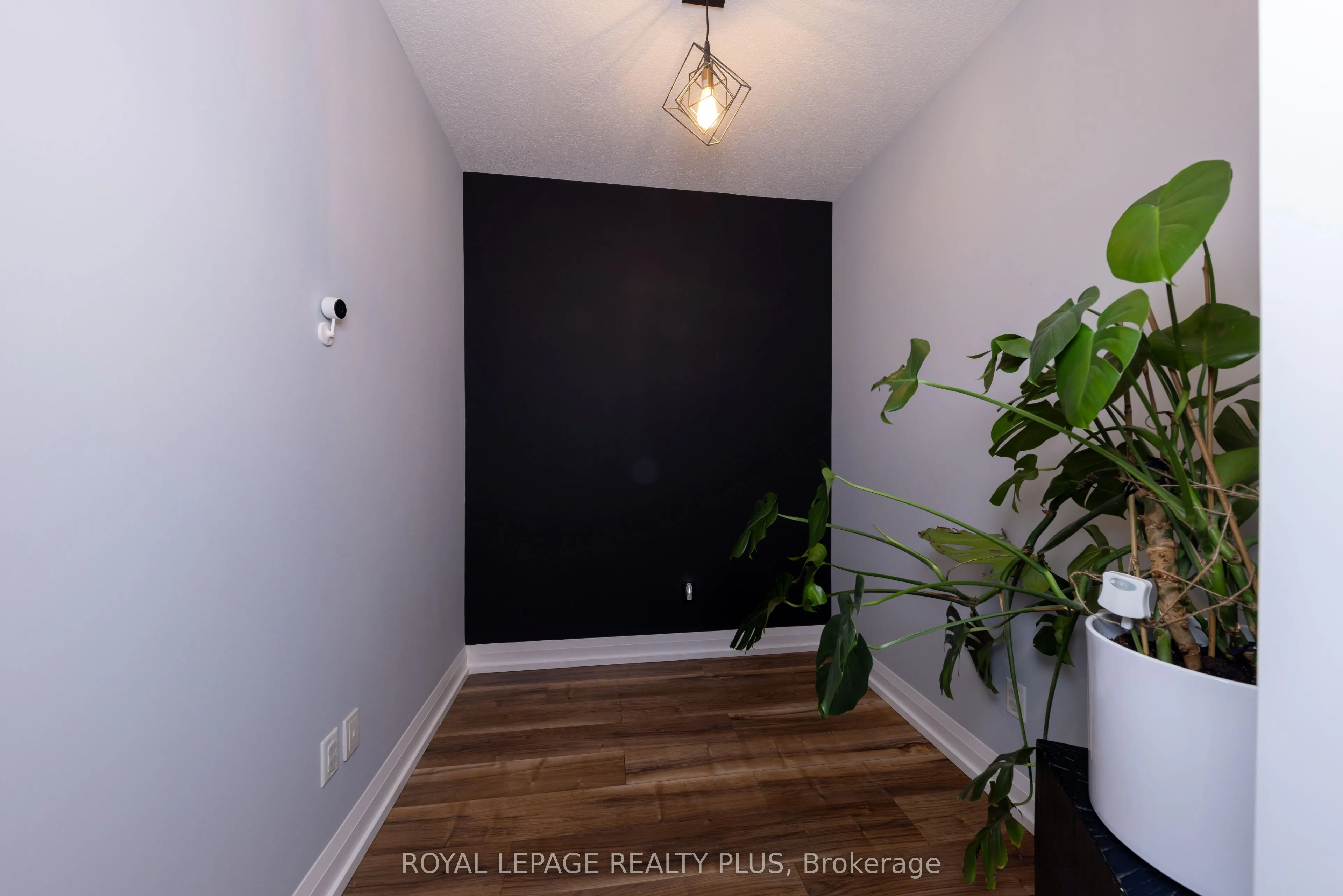 16 Concord Place #306