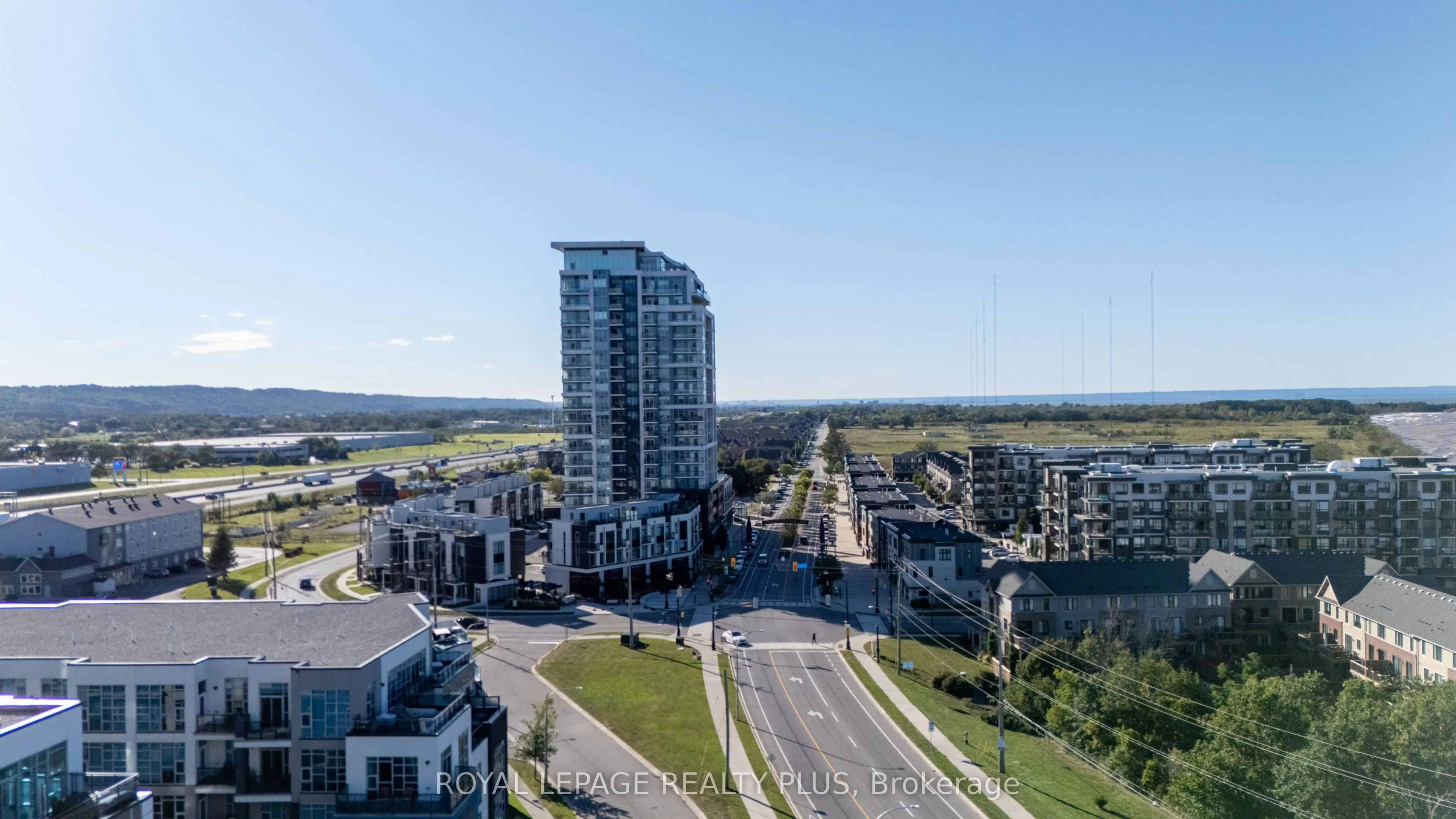 16 Concord Place #306