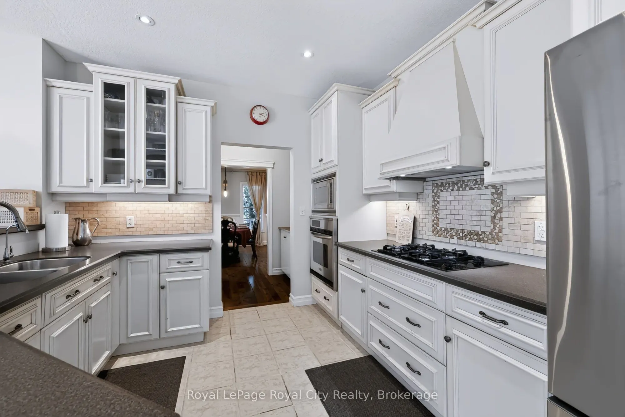 305 Ridge Road