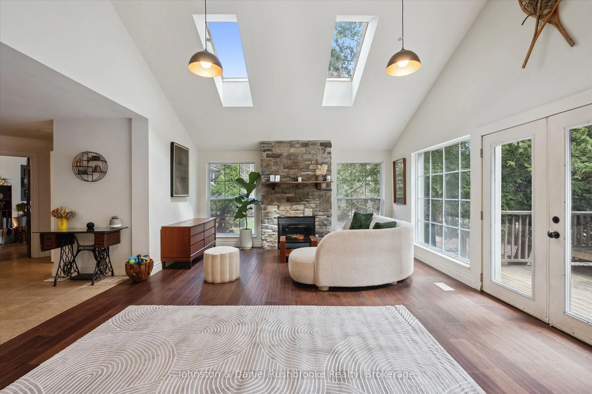 307251 Hockley Road