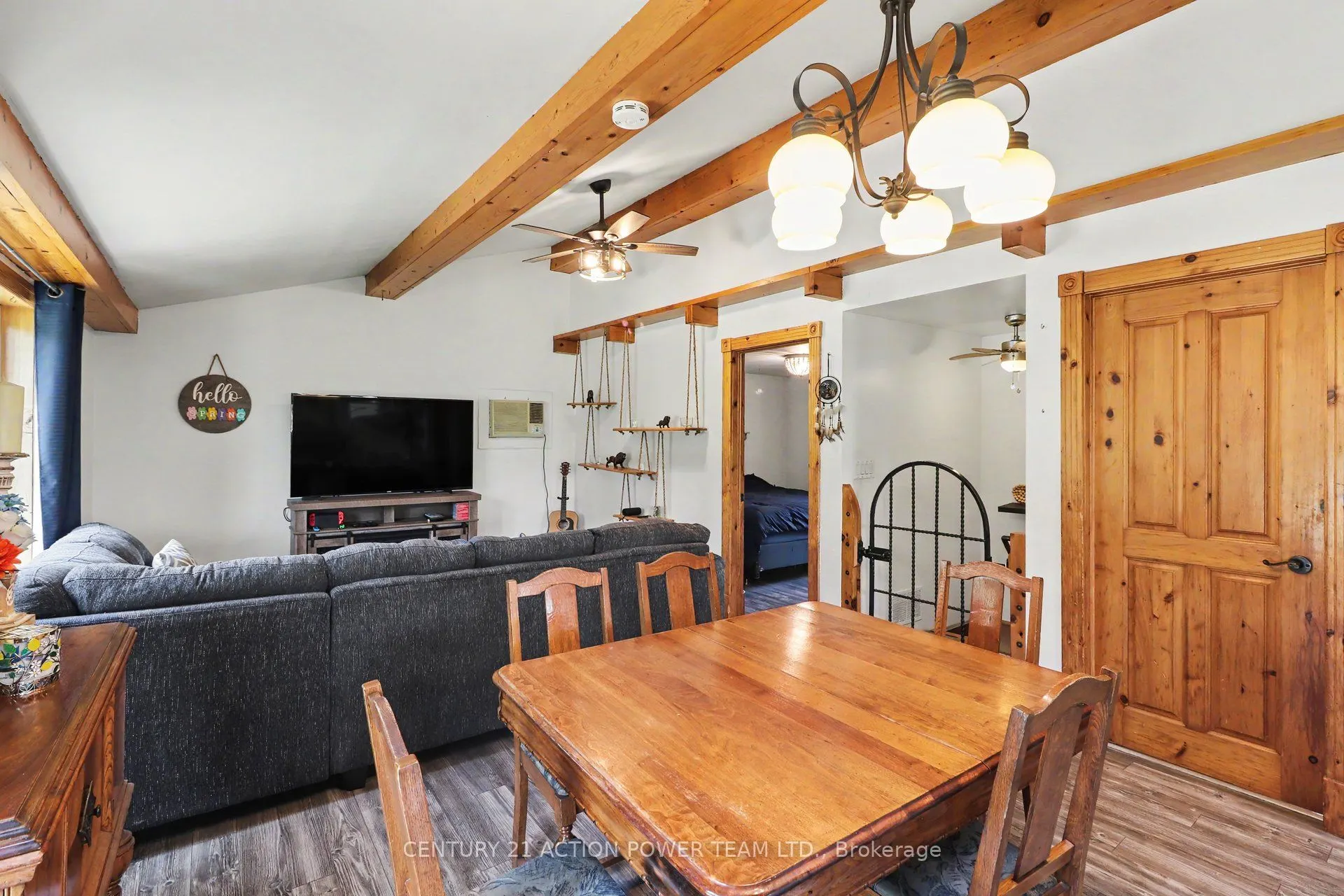 579 Montee Lajeunesse Road