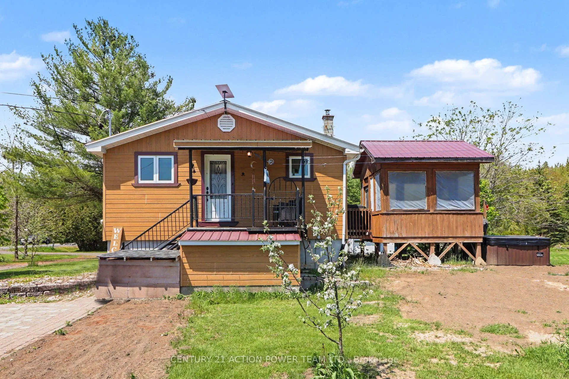579 Montee Lajeunesse Road