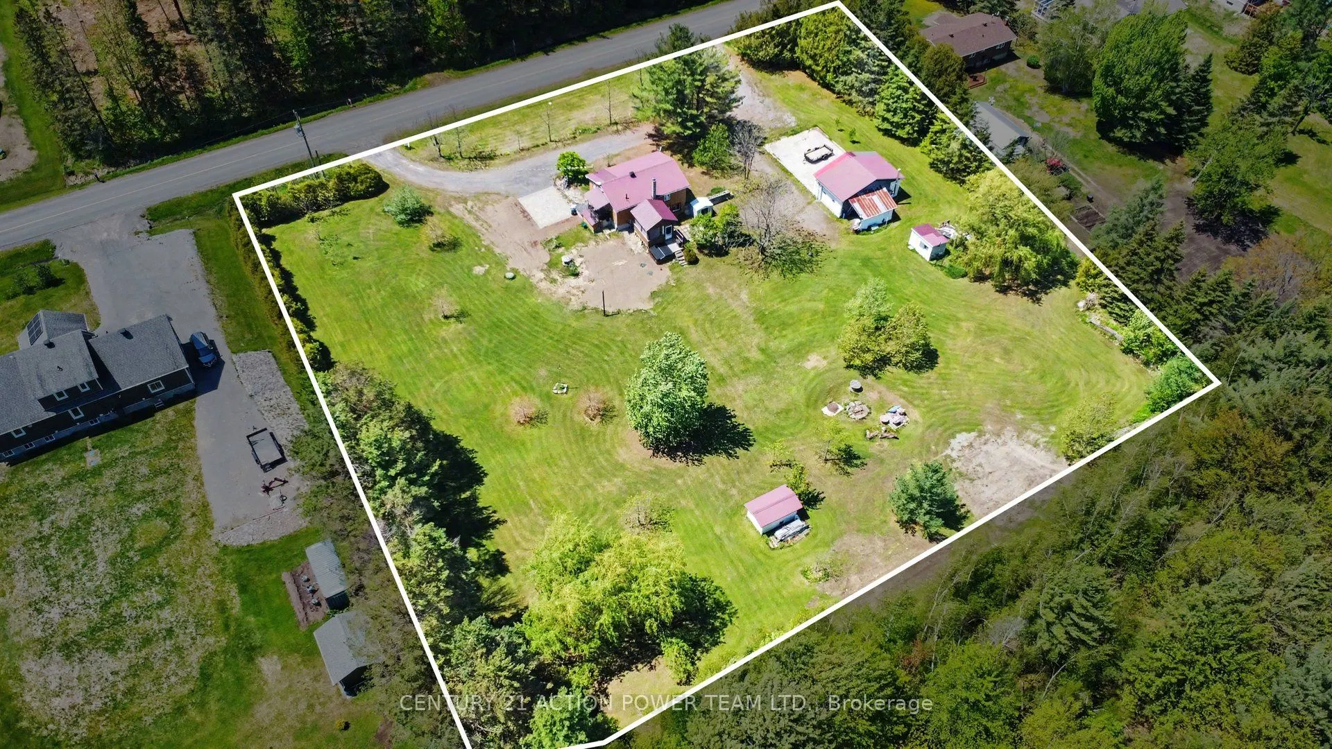 579 Montee Lajeunesse Road