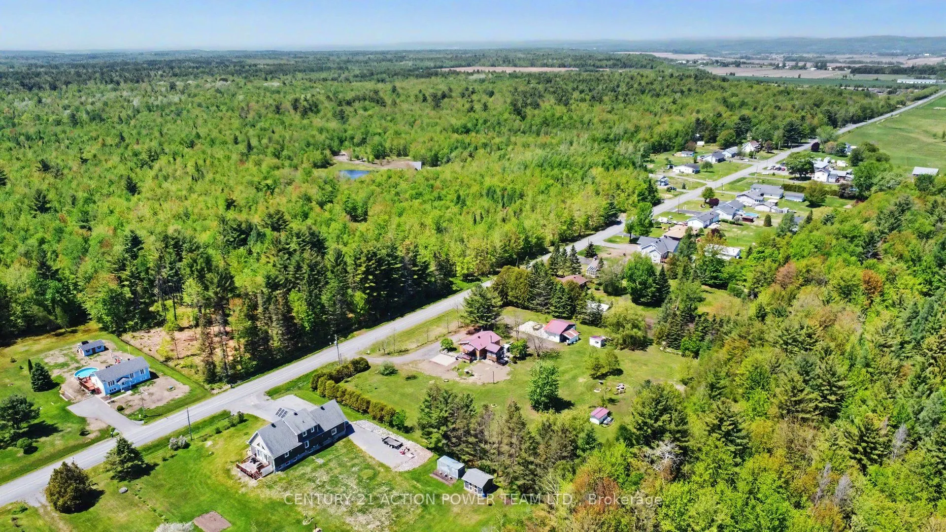 579 Montee Lajeunesse Road