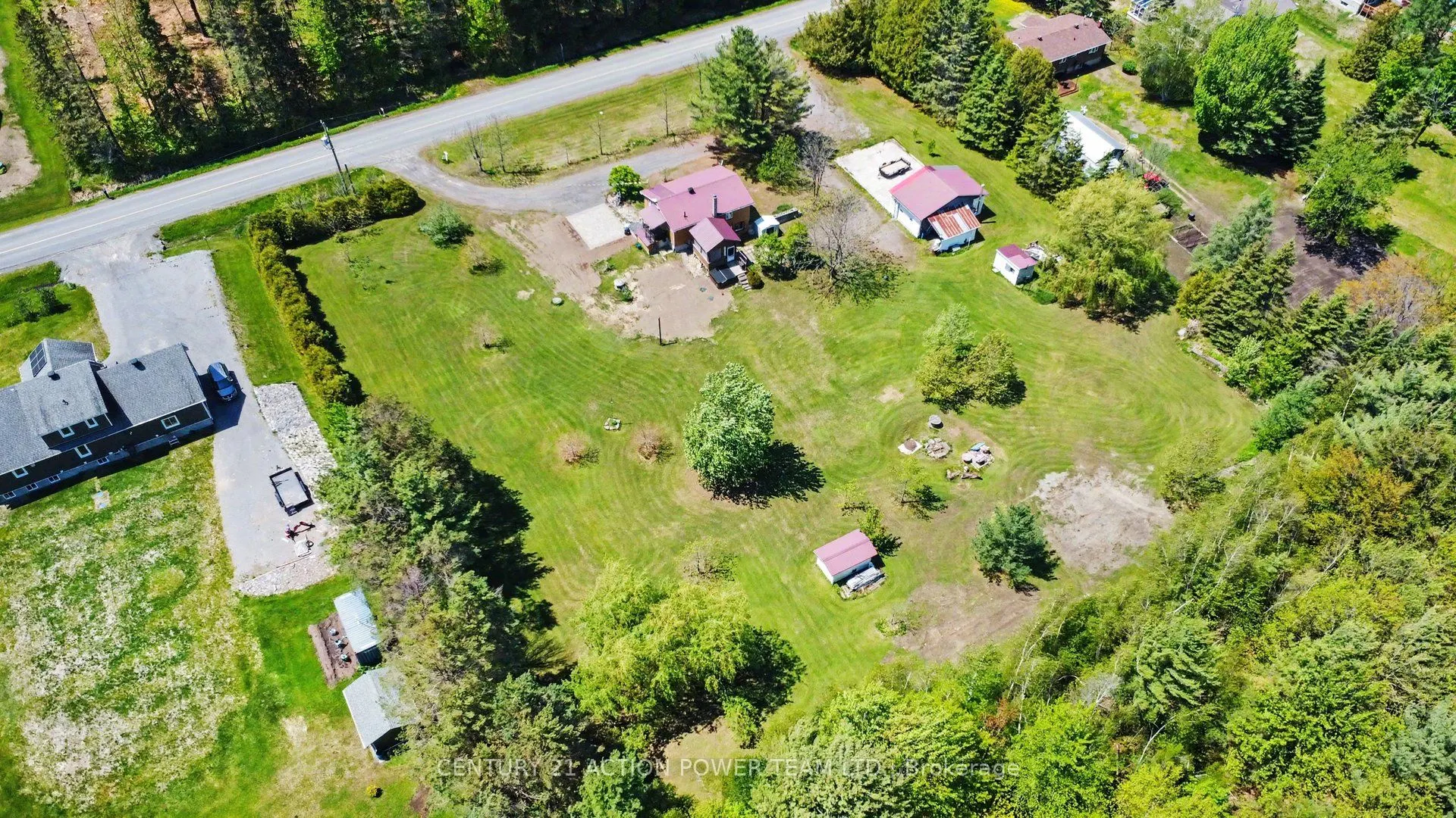 579 Montee Lajeunesse Road